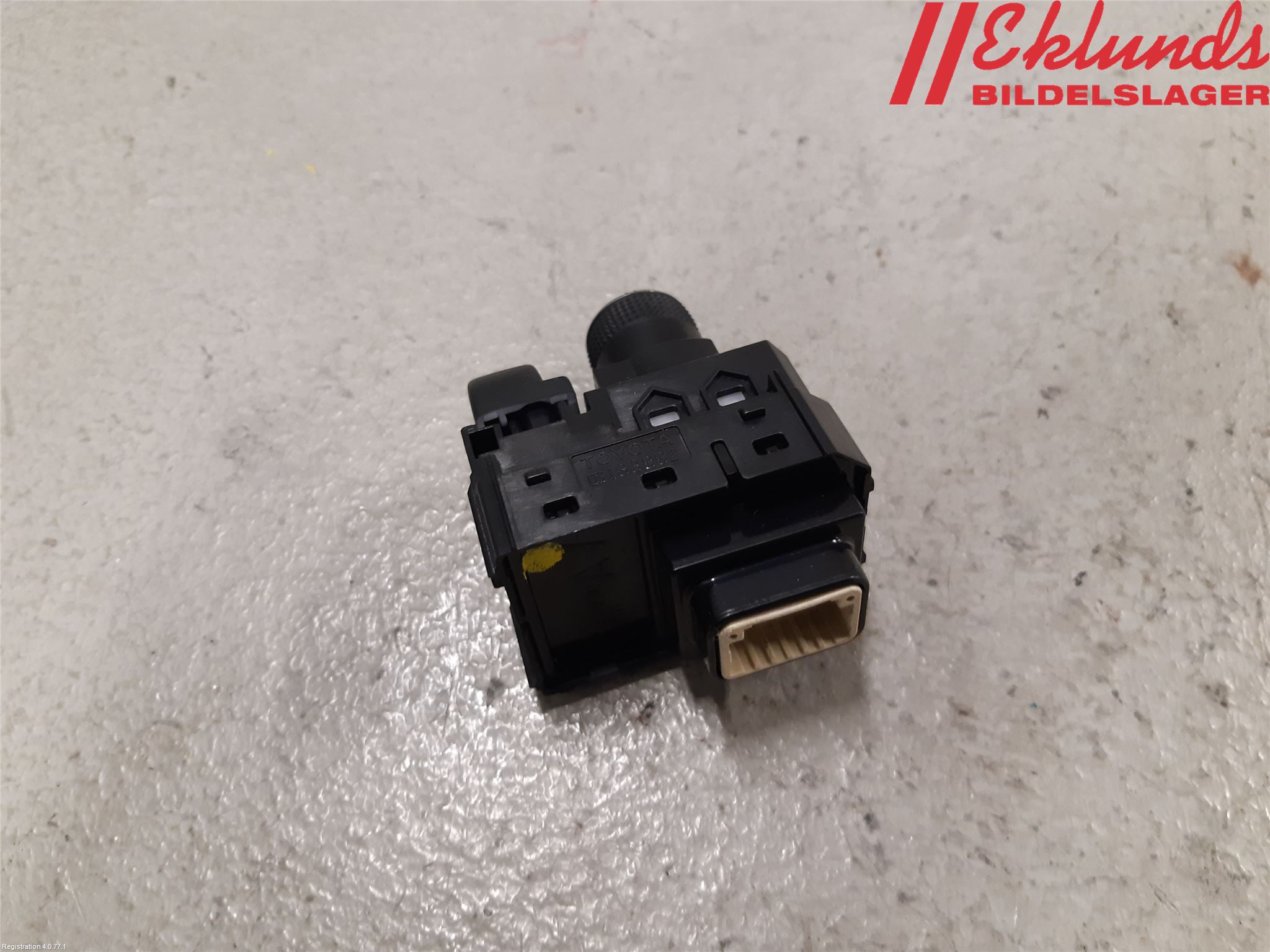 Toyota COROLLA 19- Strömställare Spegel