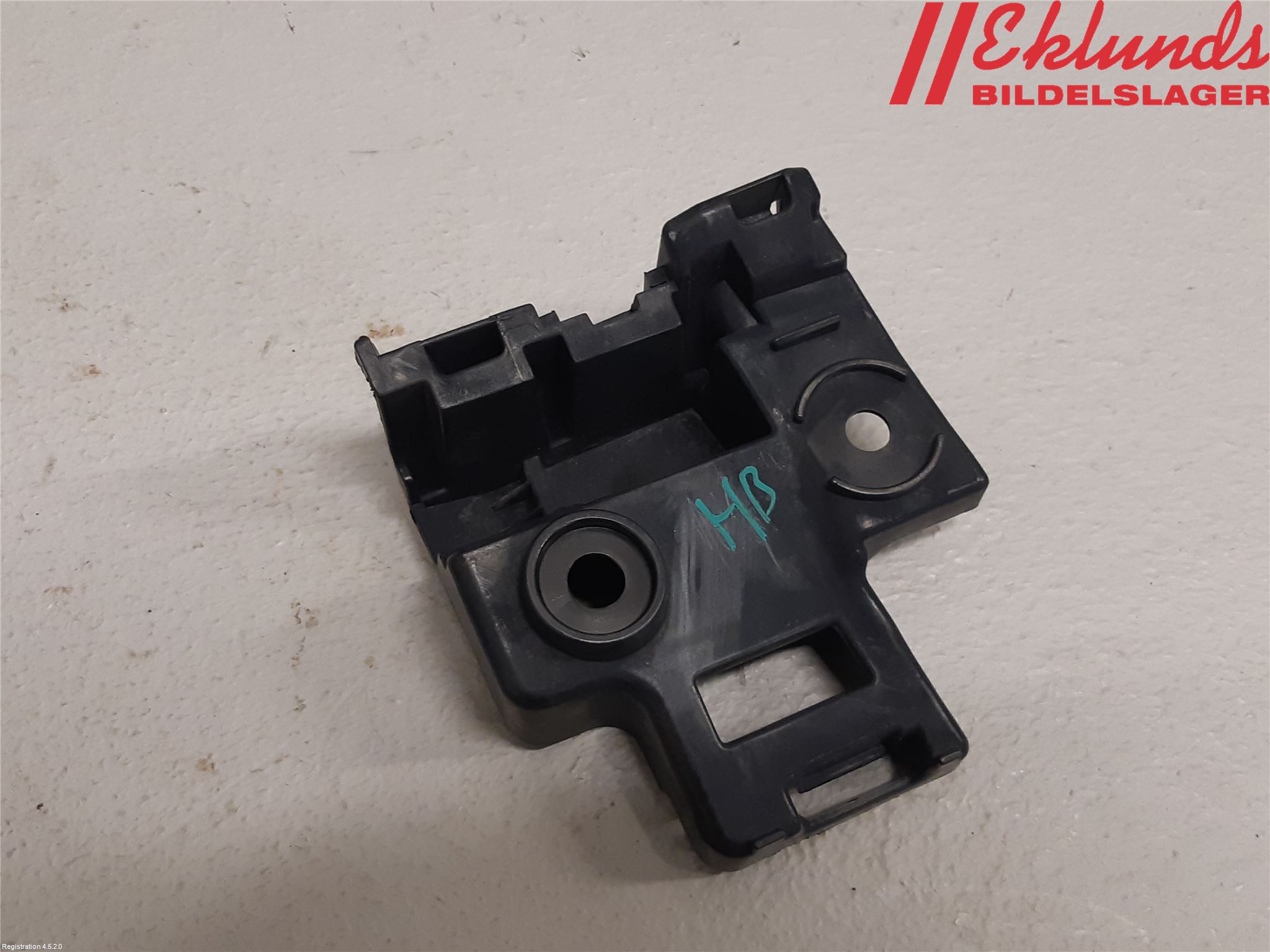 Volkswagen VW GOLF VI 09-13 Stötfångarfäste Bak Hö