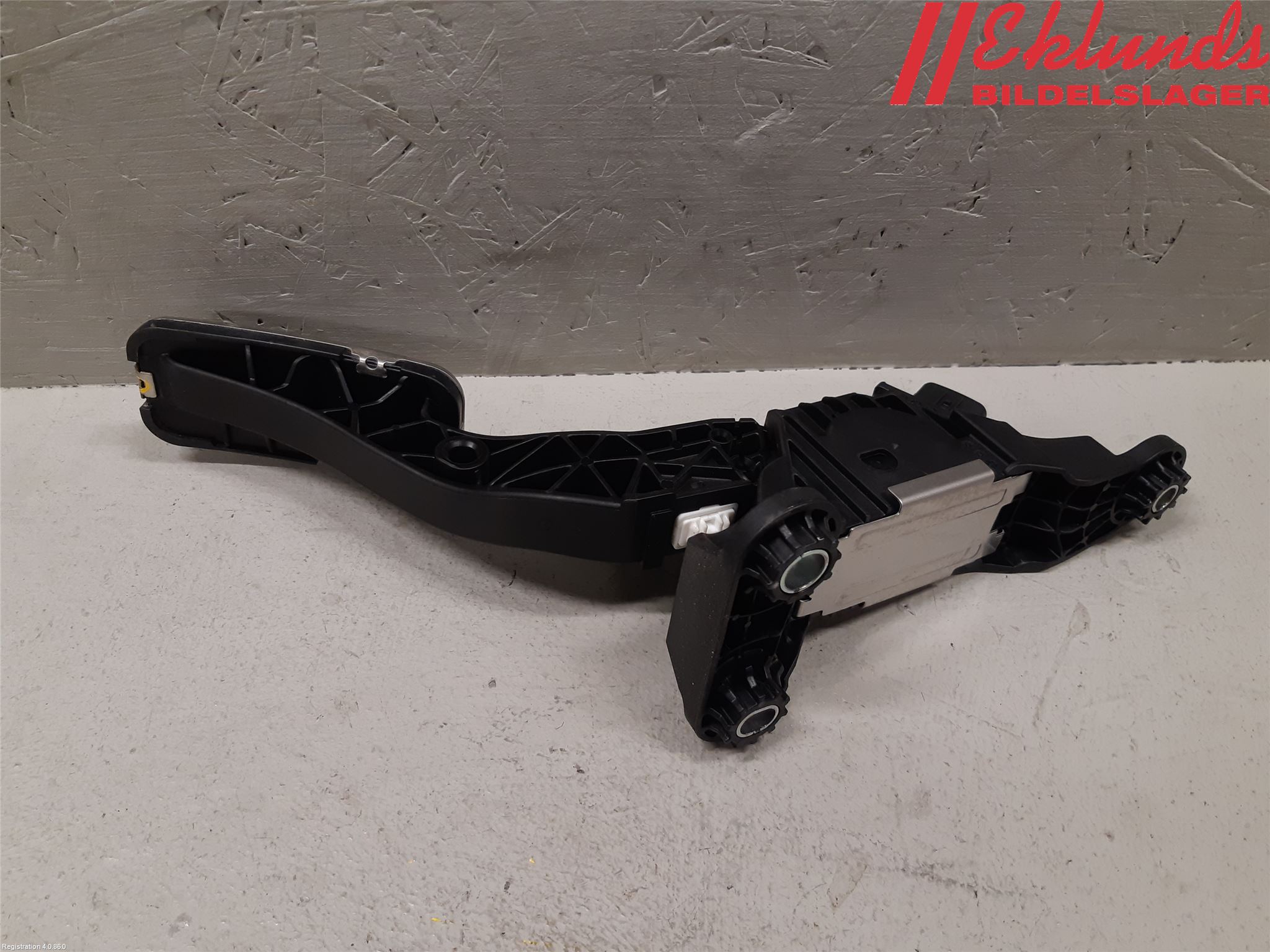 Kia STONIC 18->> Gaspedal