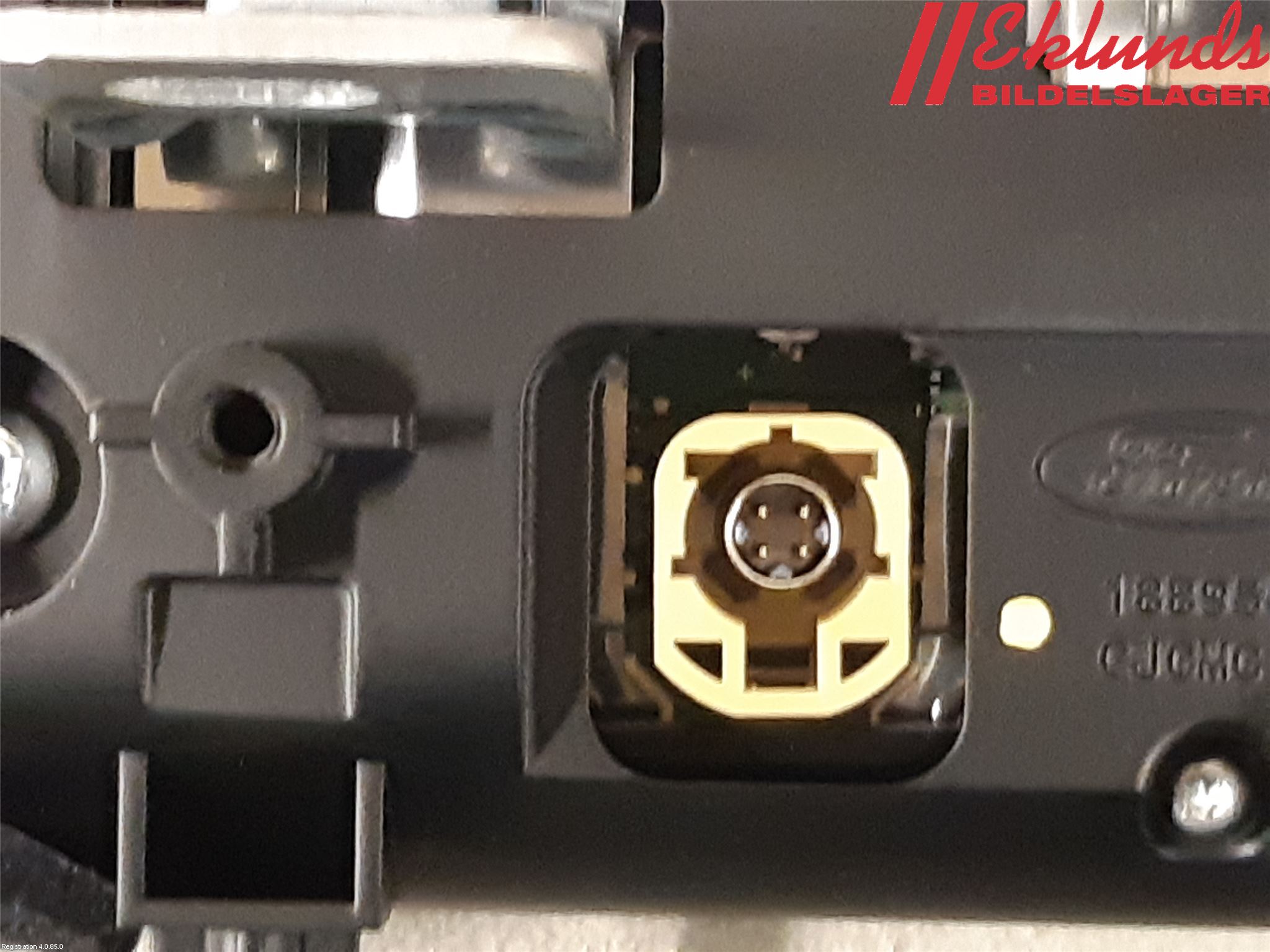 Ford TRANSIT/TOURNEO CUSTOM 13-24 Bildskärm