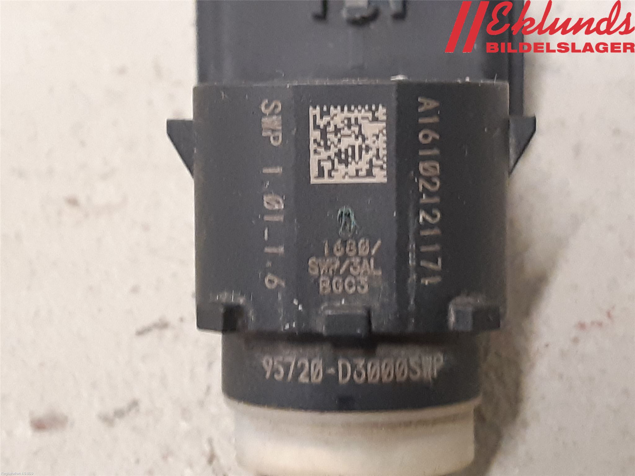 Kia OPTIMA 16-20 Parkeringshjälp Frontsensor