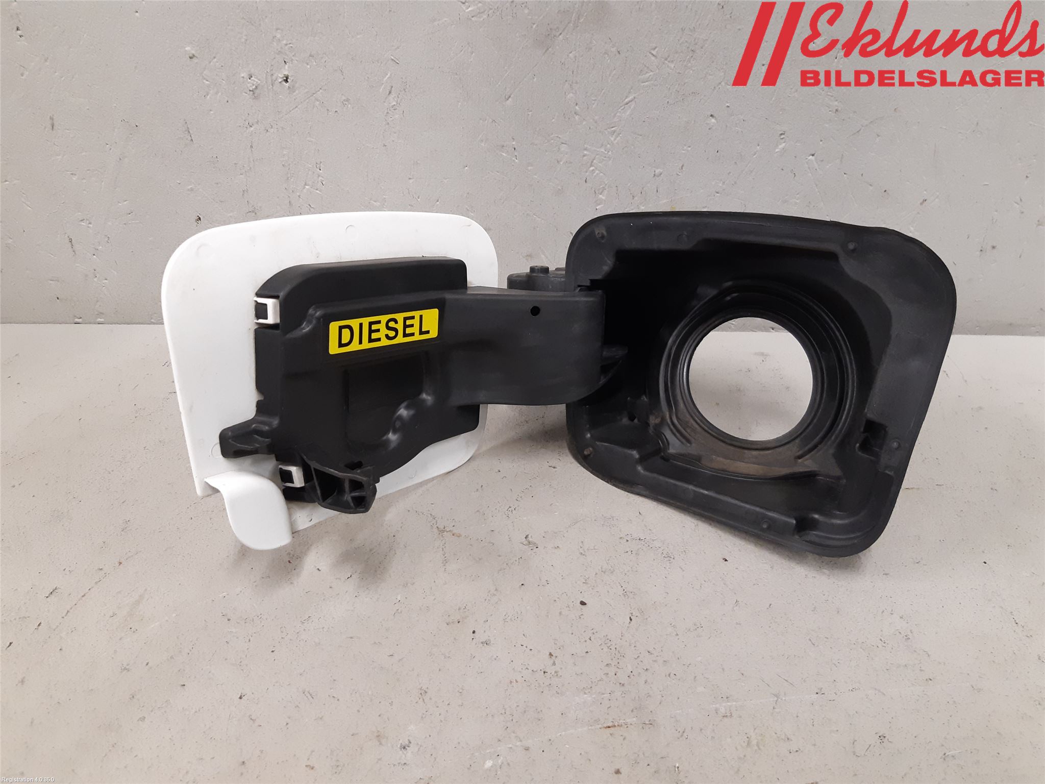 Toyota PROACE II 16- Tanklucka