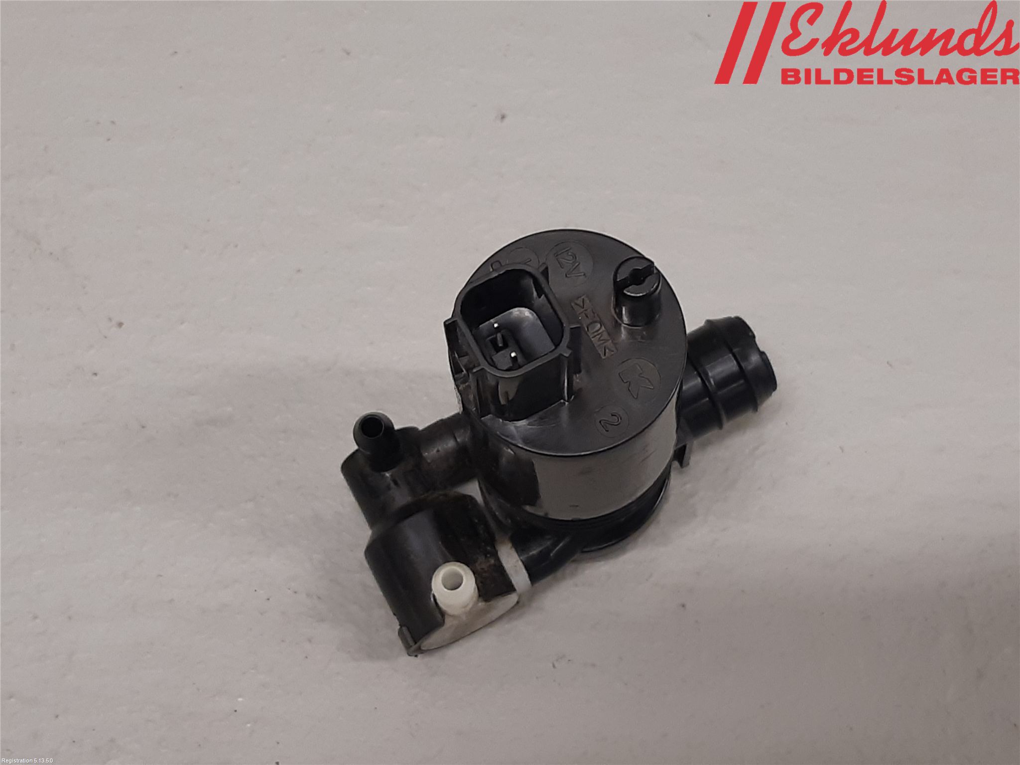 Volvo V40 CROSS COUNTRY 13-19 Spolarpump Vindruta