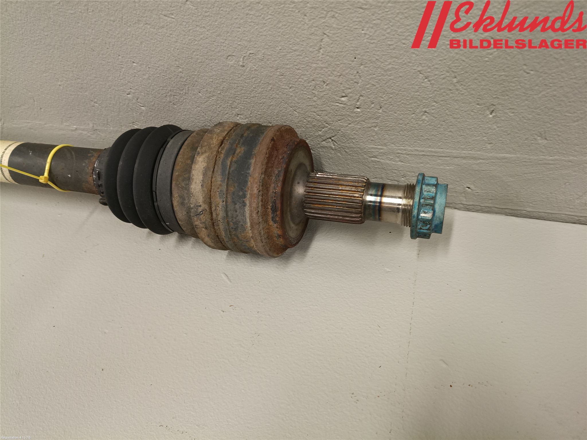 Mercedes-Benz MB GLC-KLASS (X253/C253) 15-22 Drivaxel Bak Vänster