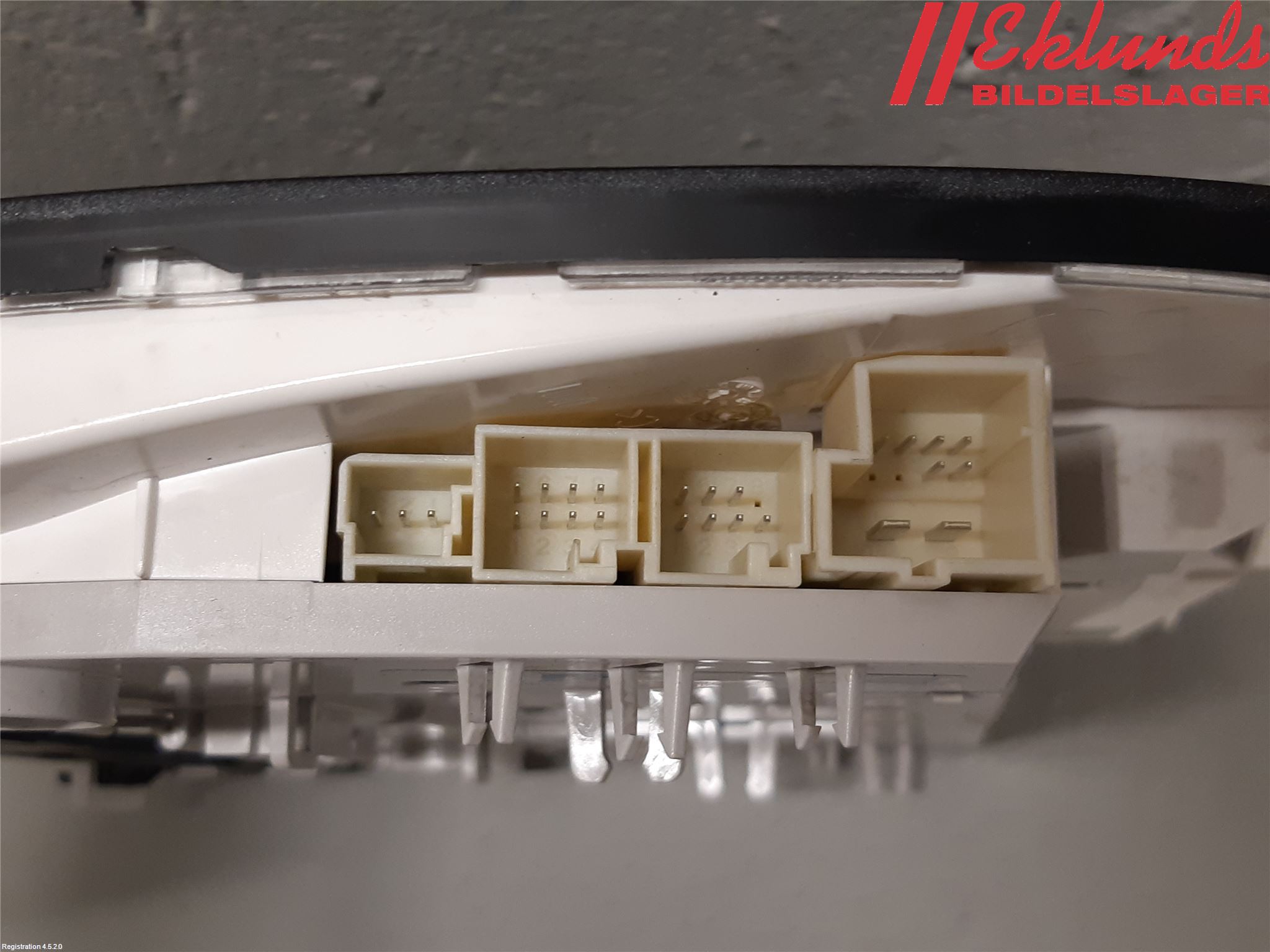 Mercedes-Benz MB E-KLASS (W212) 09-16 Innerbelysning