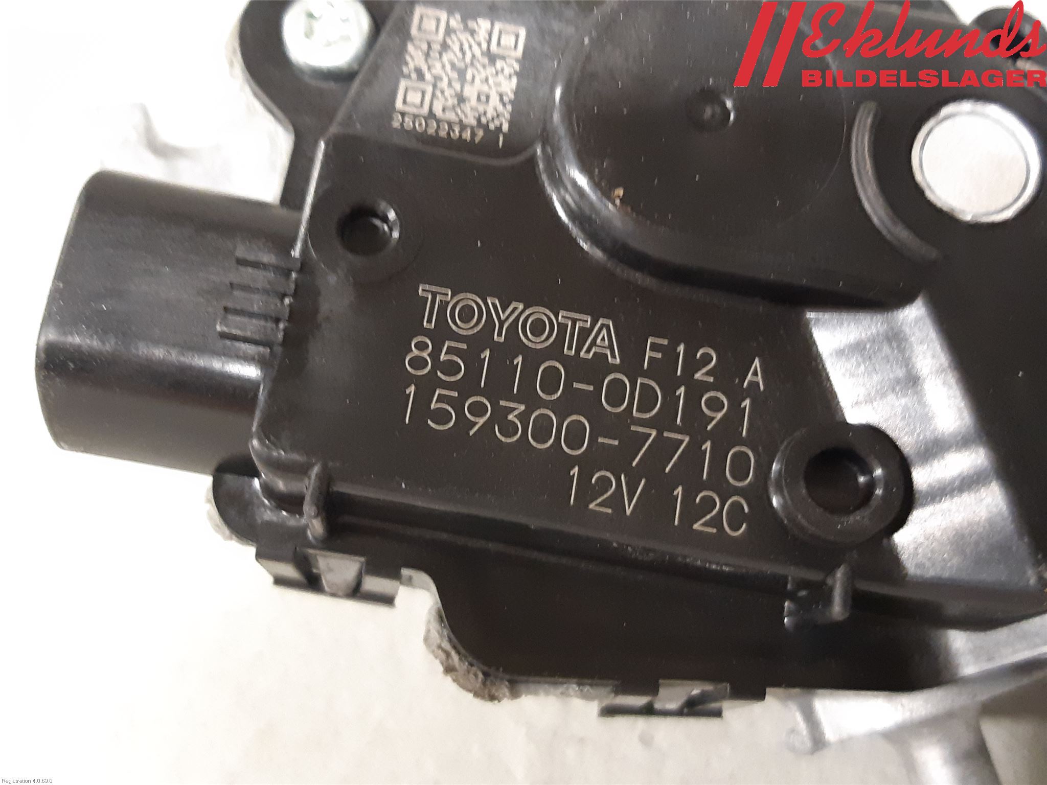 Toyota YARIS XP130 15-20 Torkarmotor Vindruta