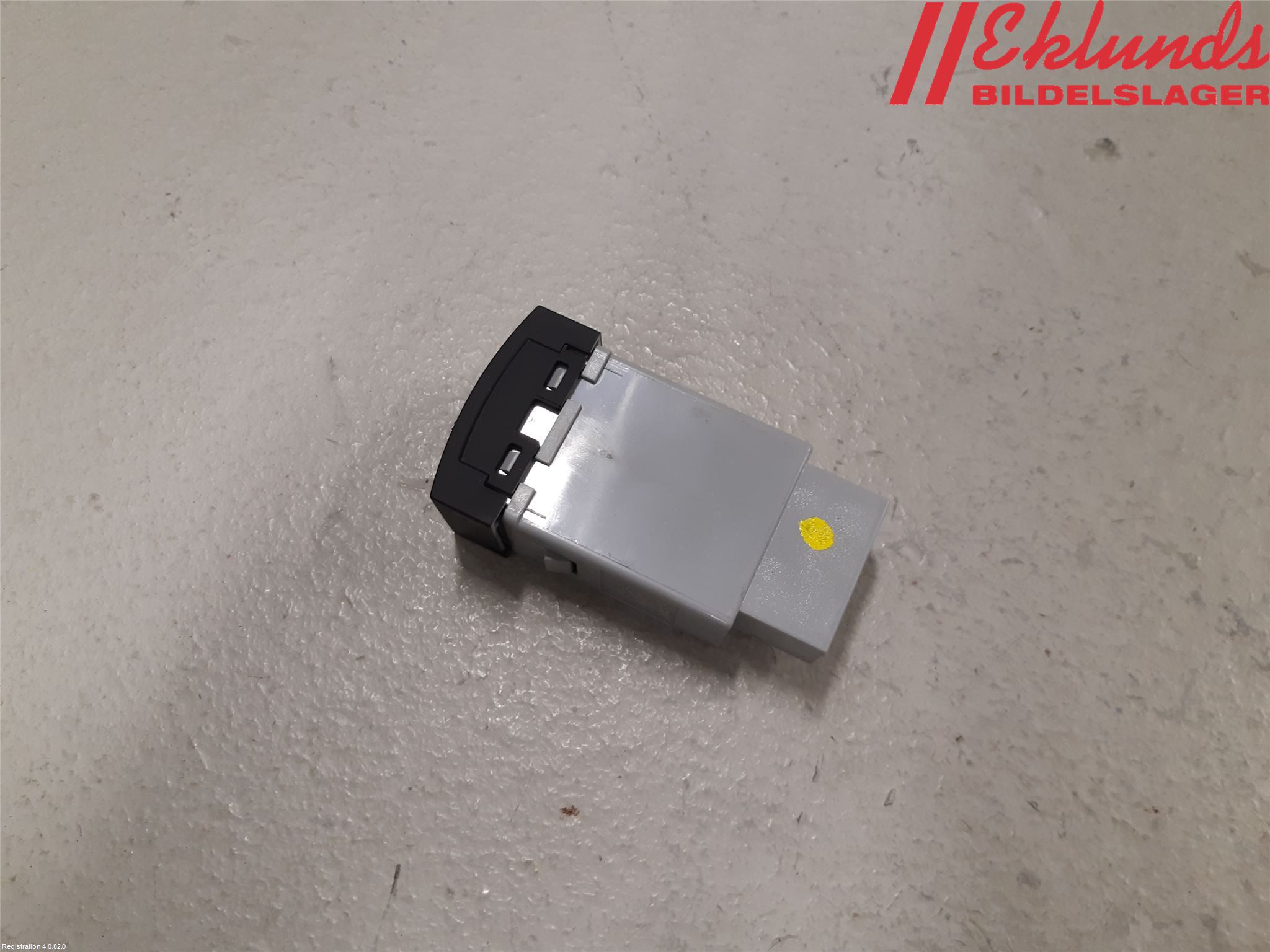 Kia VENGA 10-19 Strömställare Innerbelysning