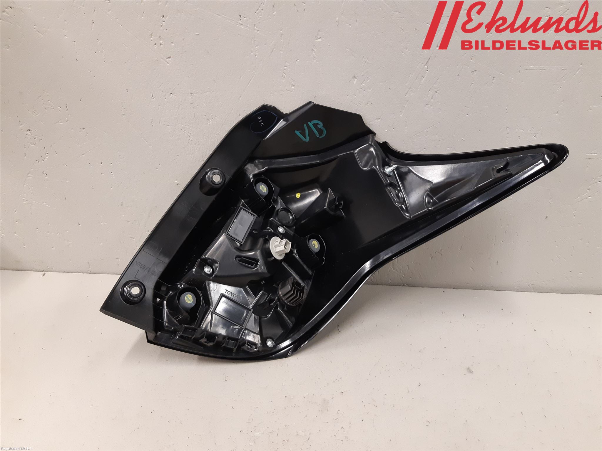 Toyota YARIS XP21 20- Bakljus Vänster