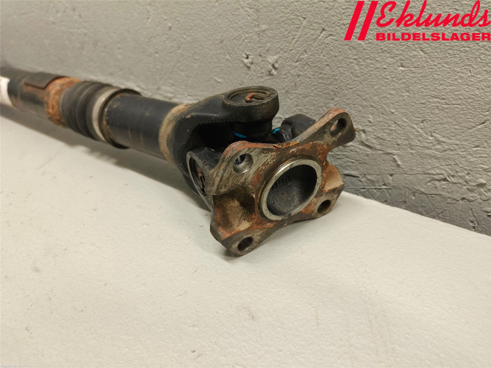 Toyota HILUX 16- Mellanaxel Främre 4Wd