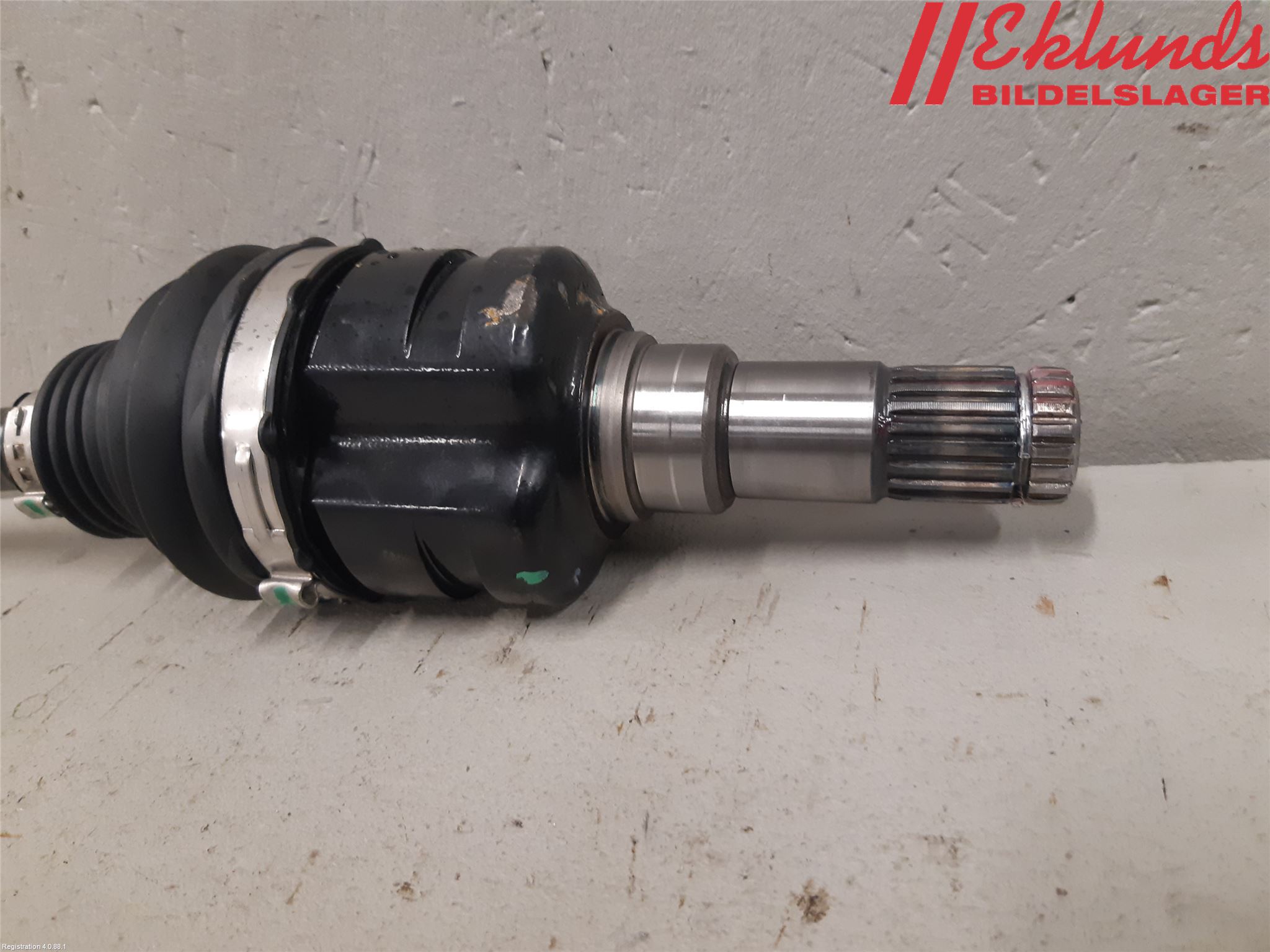 Toyota YARIS XP21 20- Drivaxel Fram Vänster