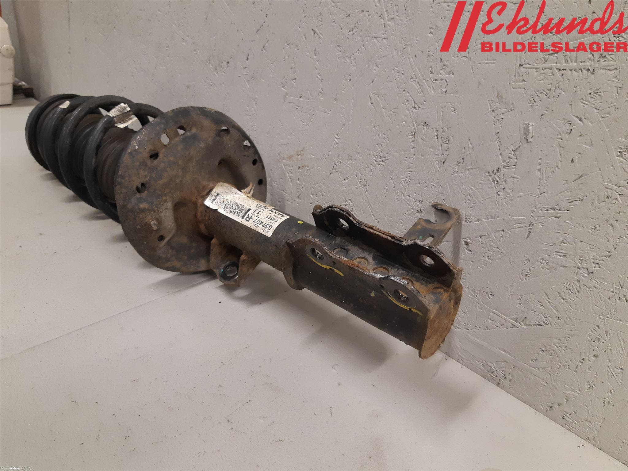 Opel ASTRA J 10-15 Fjäderben Fram Höger