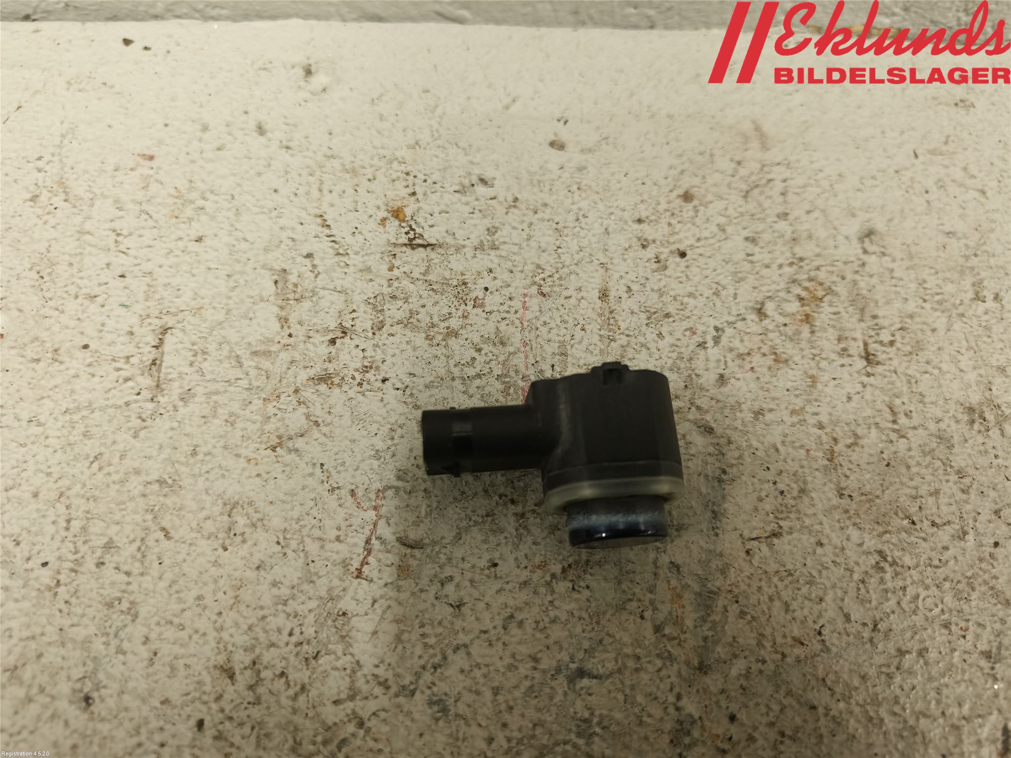 Volkswagen VW PASSAT 11-14 Parkeringshjälp Frontsensor