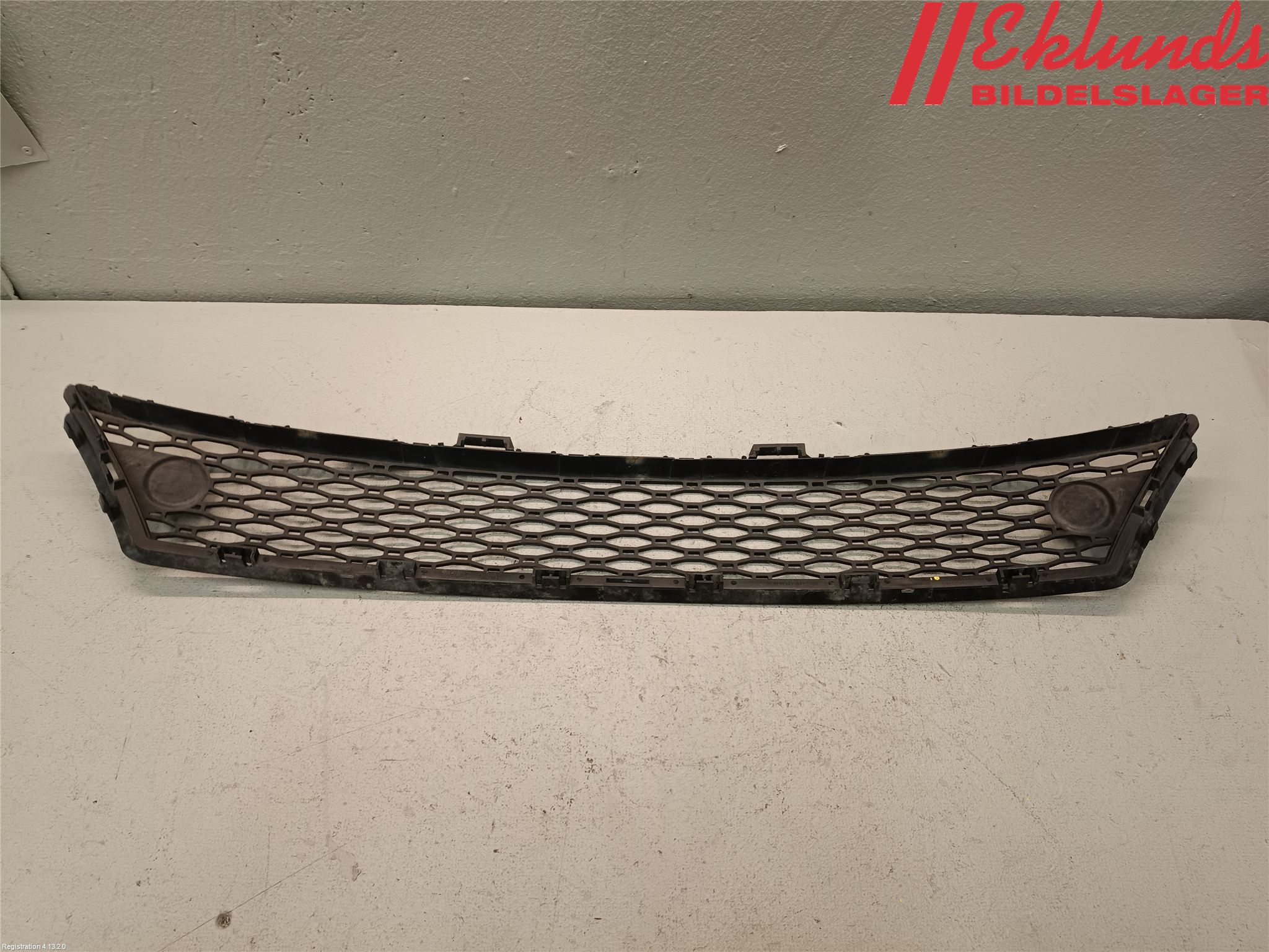Volvo XC70 08-13 Stöt Utfyllnad-List-Grill