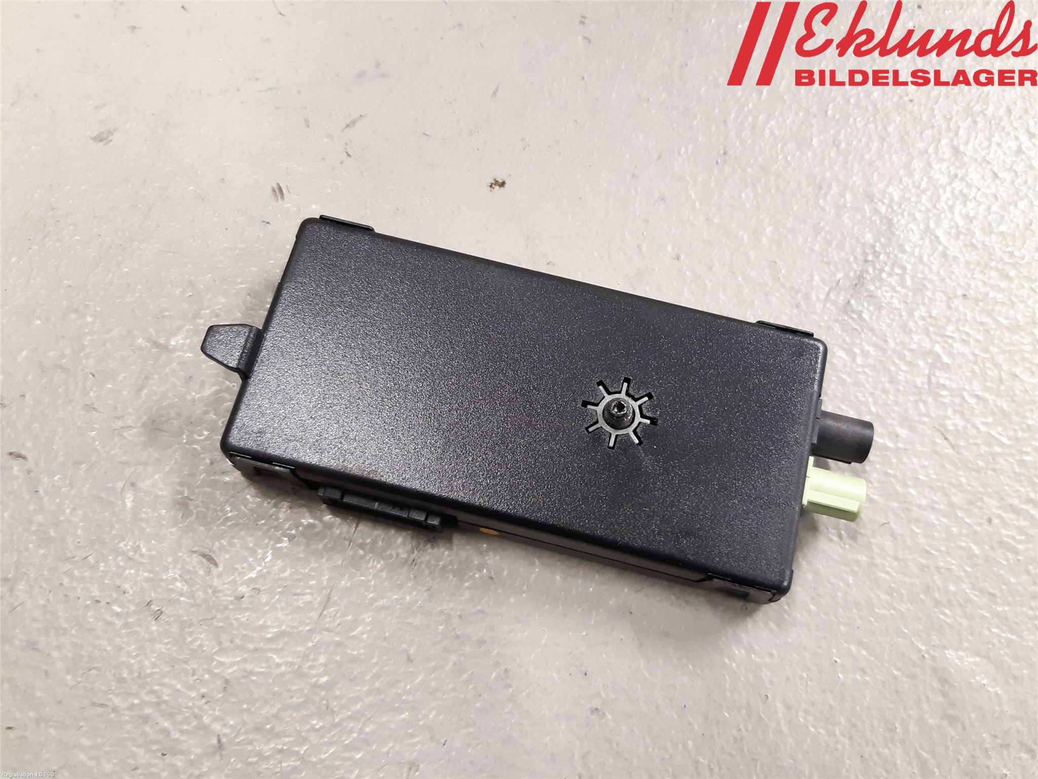 BMW X6 F16 14-19 Antennförstärkare