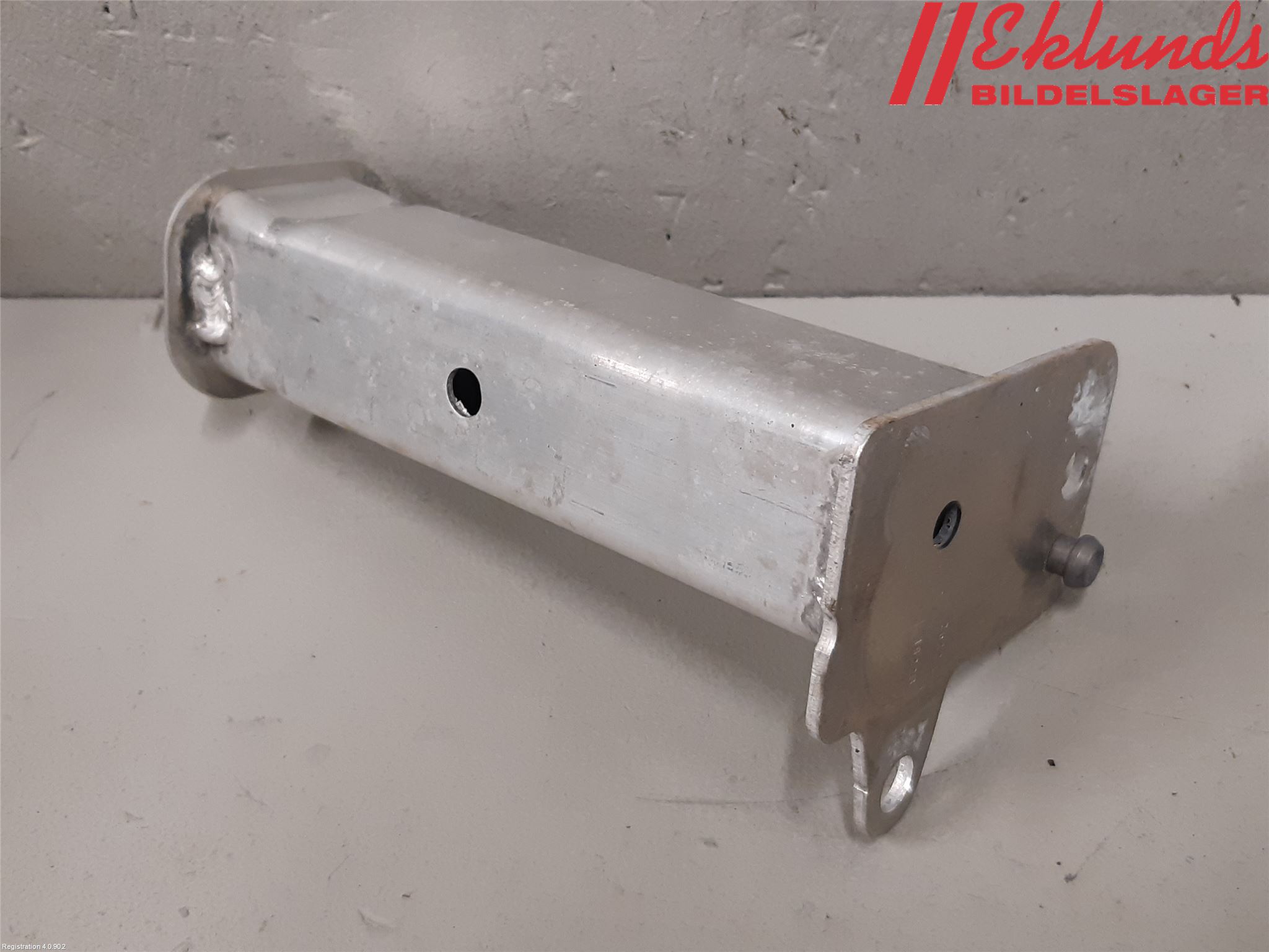 Peugeot 2008/E-2008 20- Stötfångarbärjärn Fram