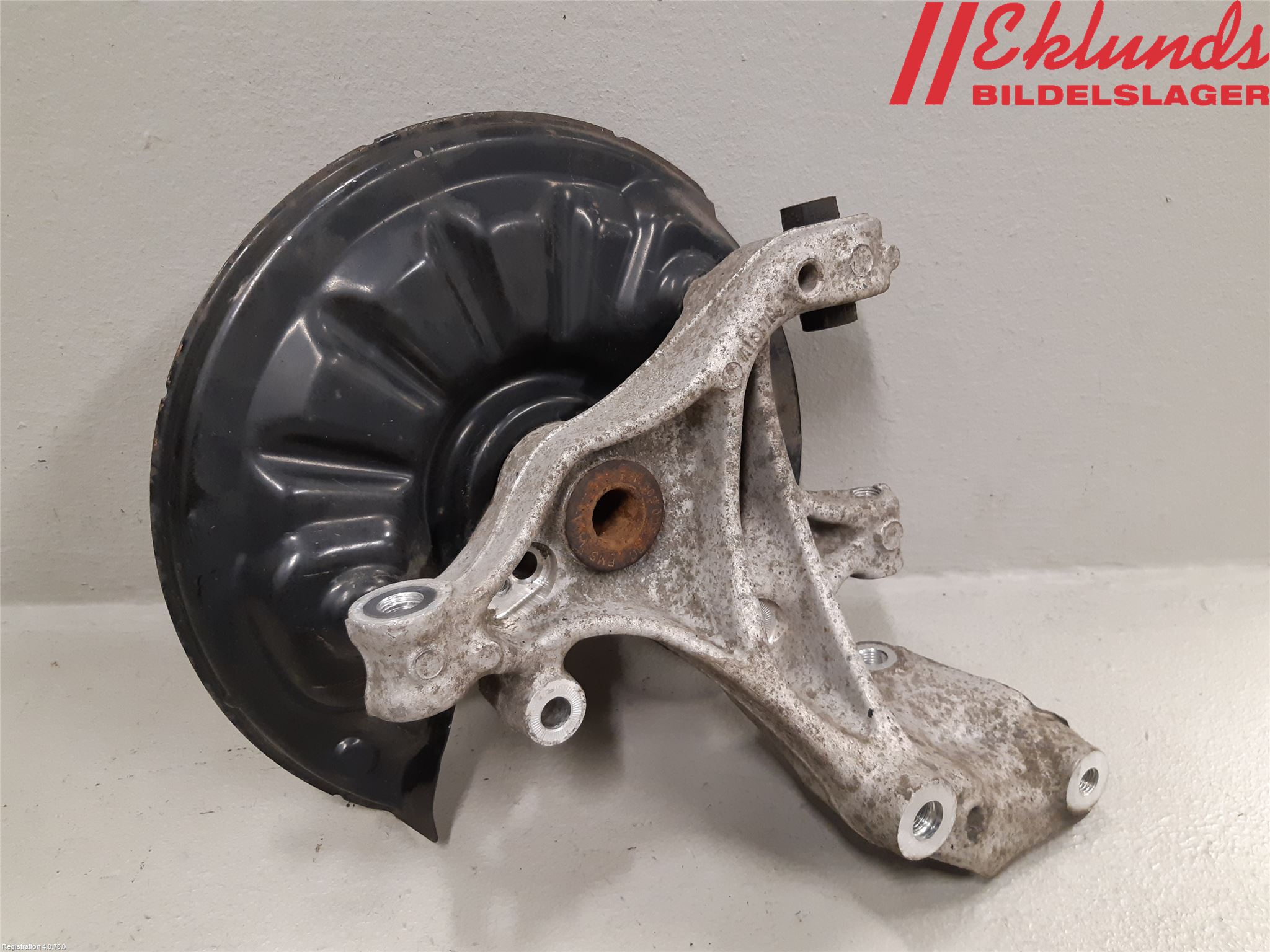 Volkswagen VW TOURAN 16- Hjullagerhus-Spindel Hö B