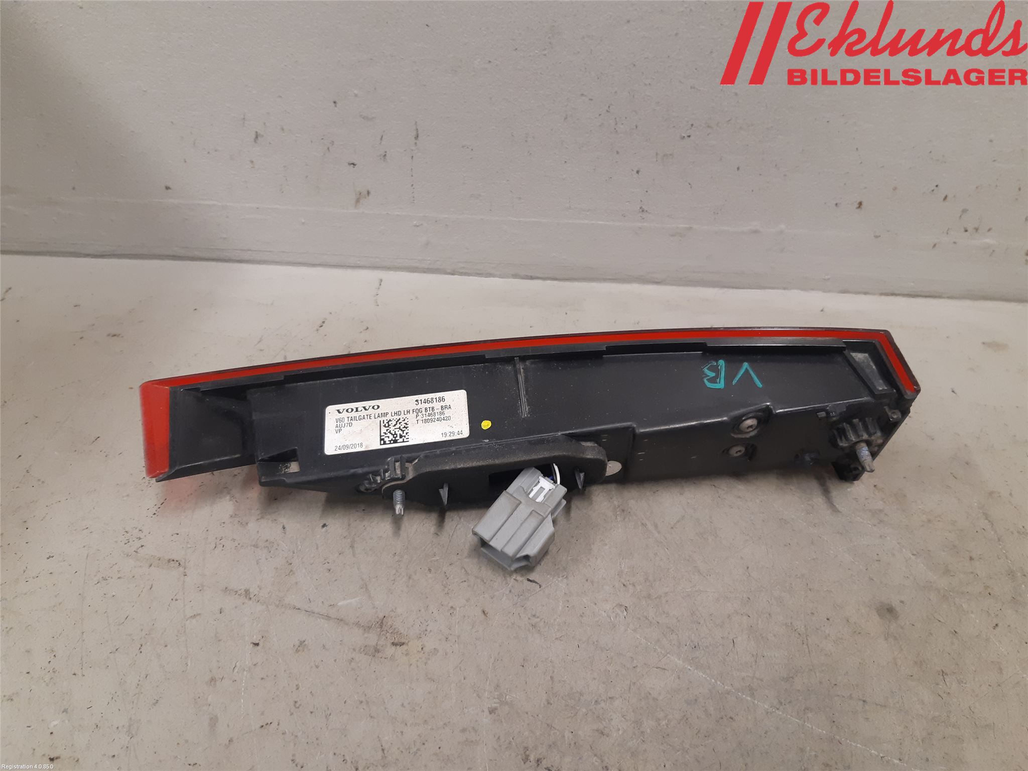 Volvo V60 19- Bakljus Lucka Vä