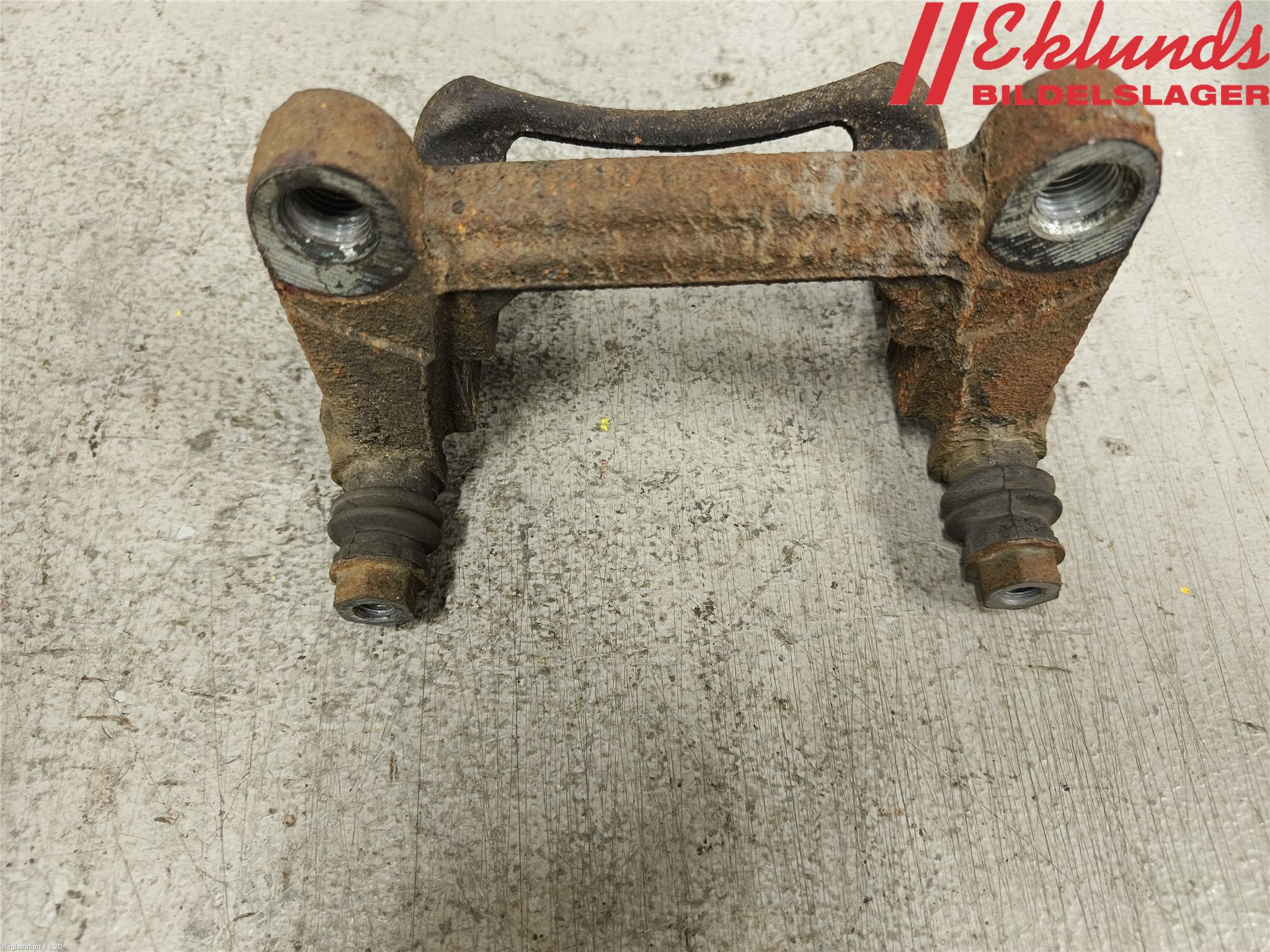 Fiat TALENTO 16- Bromsokshållare