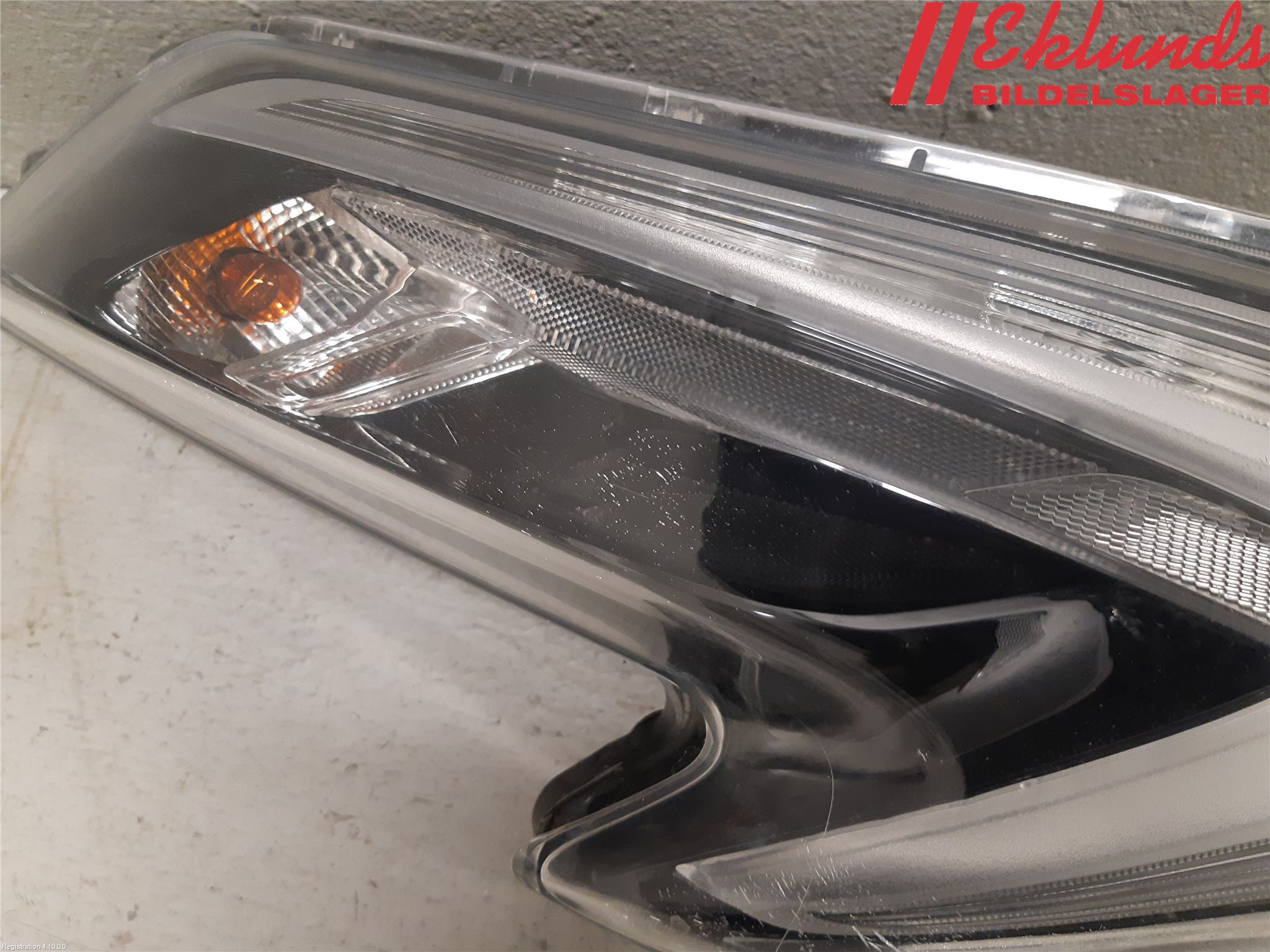 Nissan JUKE 14-19 Positionsljus Fram Hö