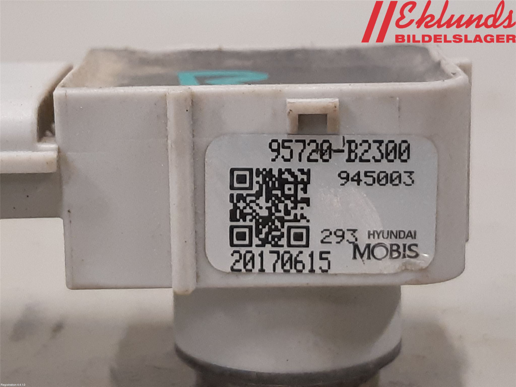 Kia SOUL 09- Parkeringshjälp Backsensor