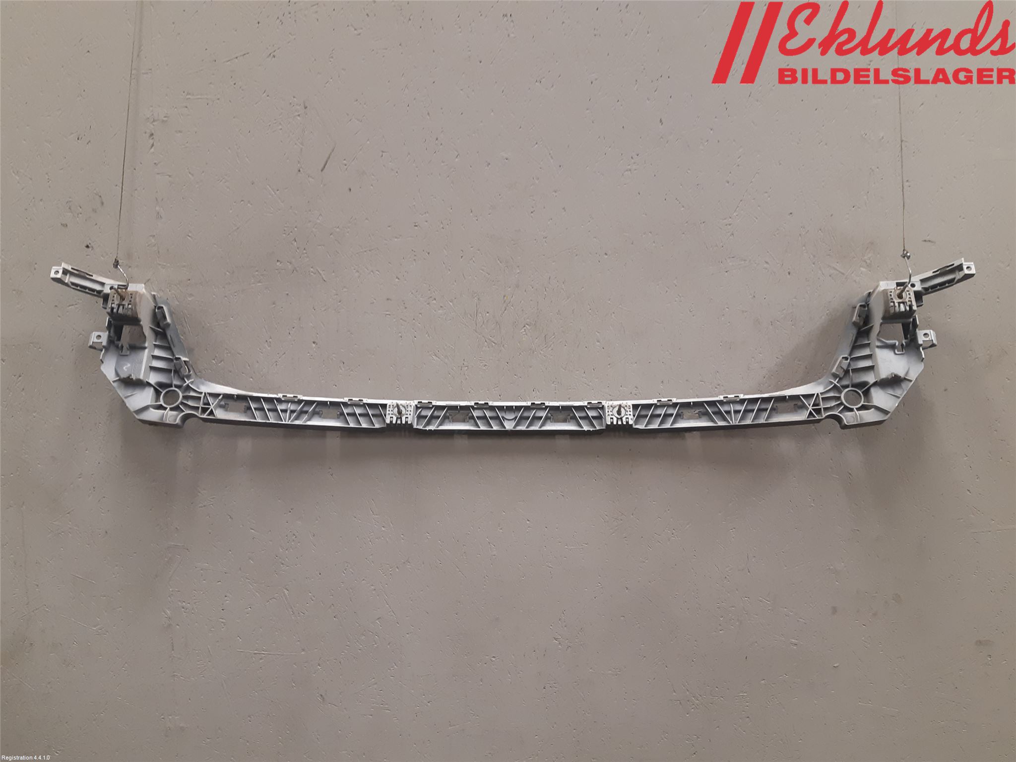 Audi A4/S4 B9 16-19 Stötfångardel Bak Mitt