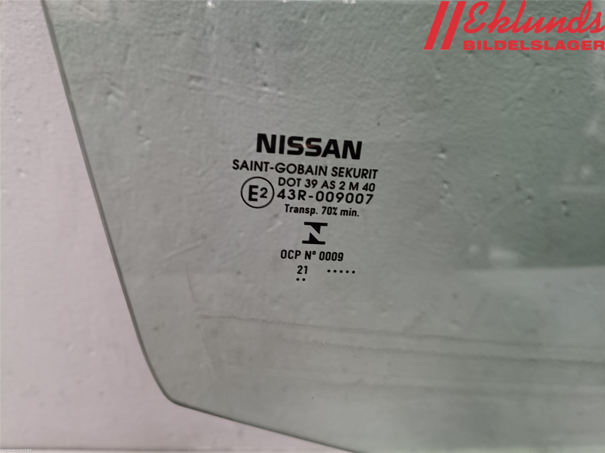 Nissan LEAF 18- Dörruta Fram Höger