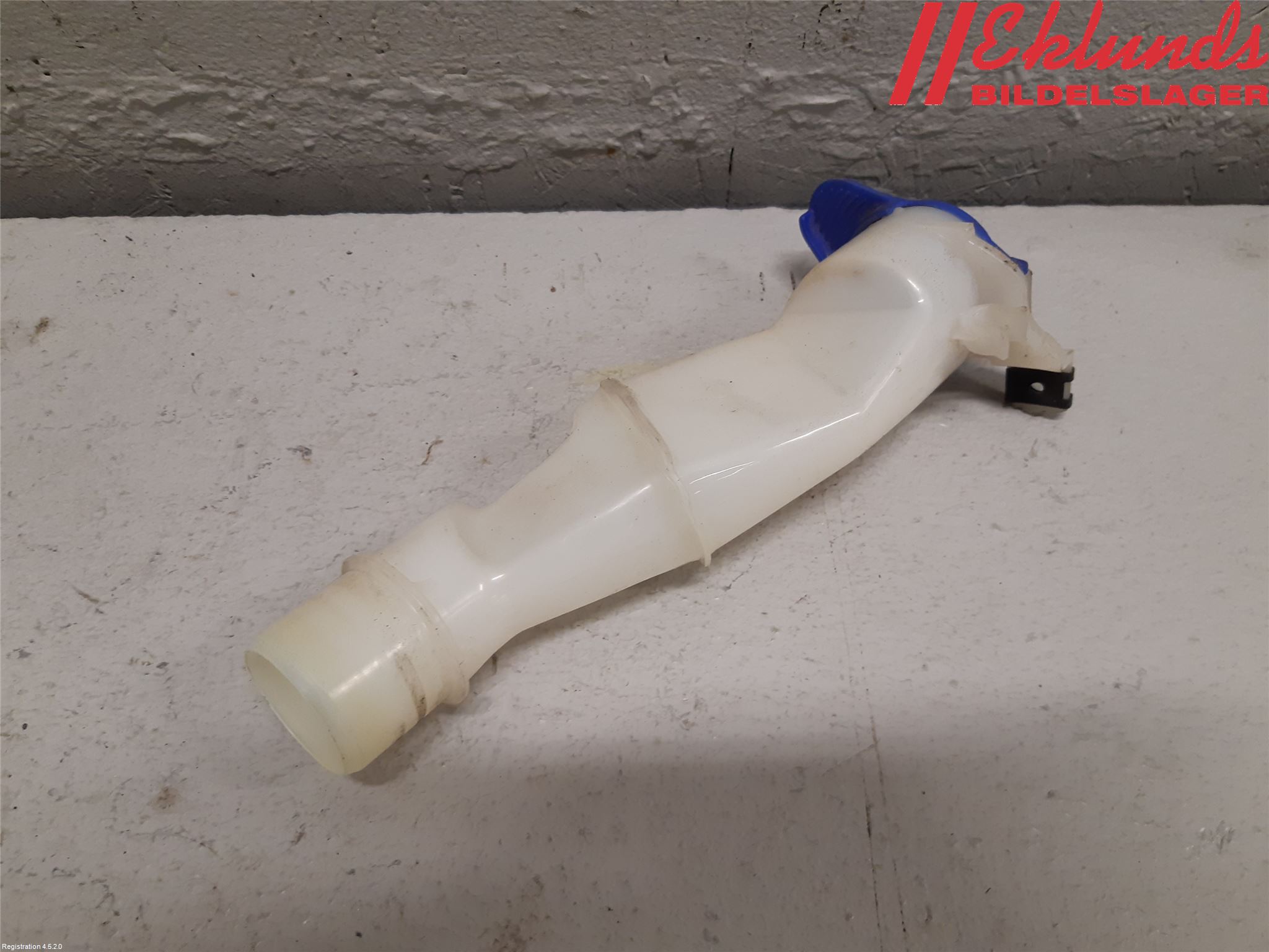 Volvo V70 05-08 Spolartank Påfyllningsrör