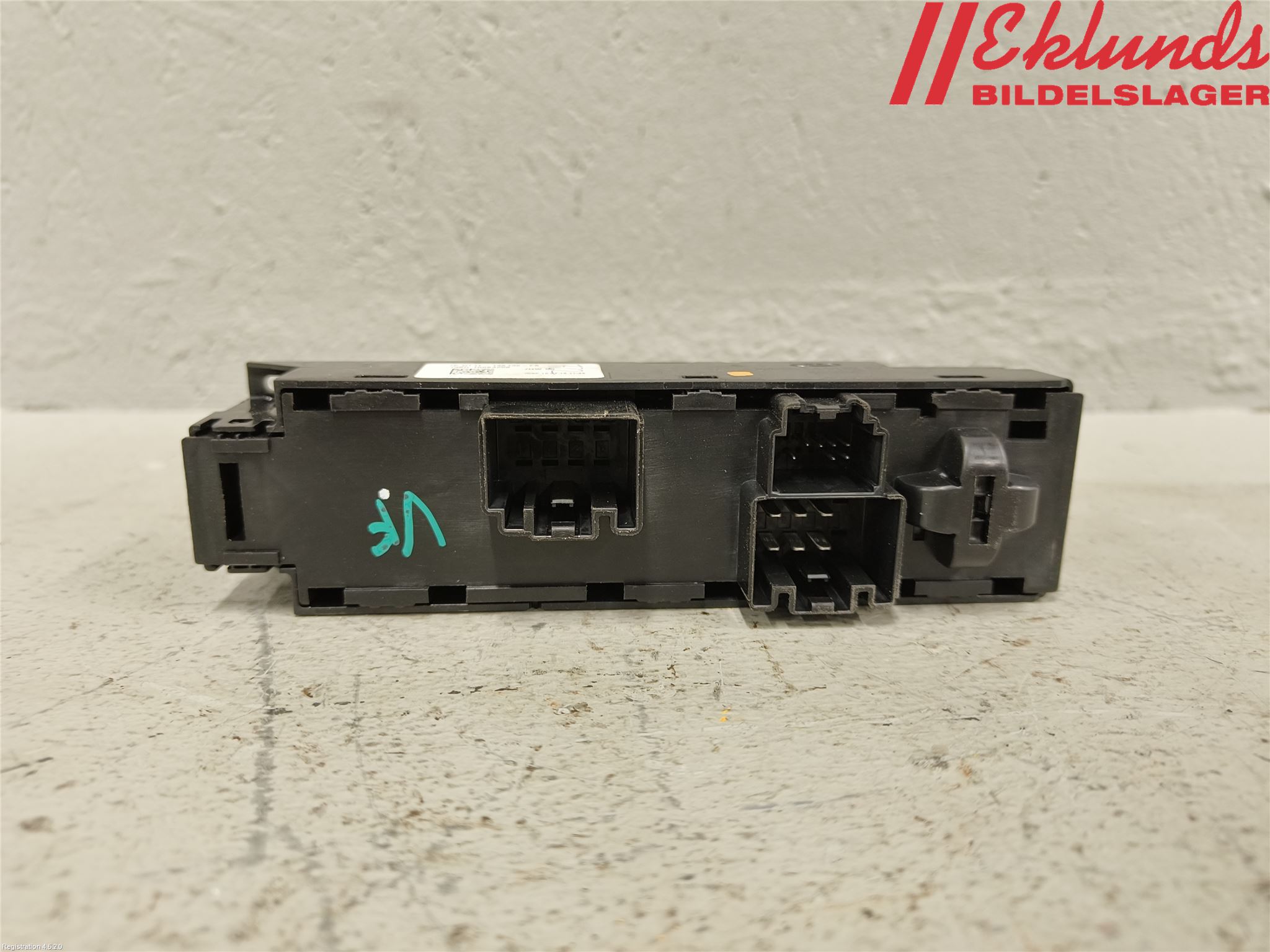 Ford TRANSIT/TOURNEO CONNECT 13-22 Strömställare Elhiss