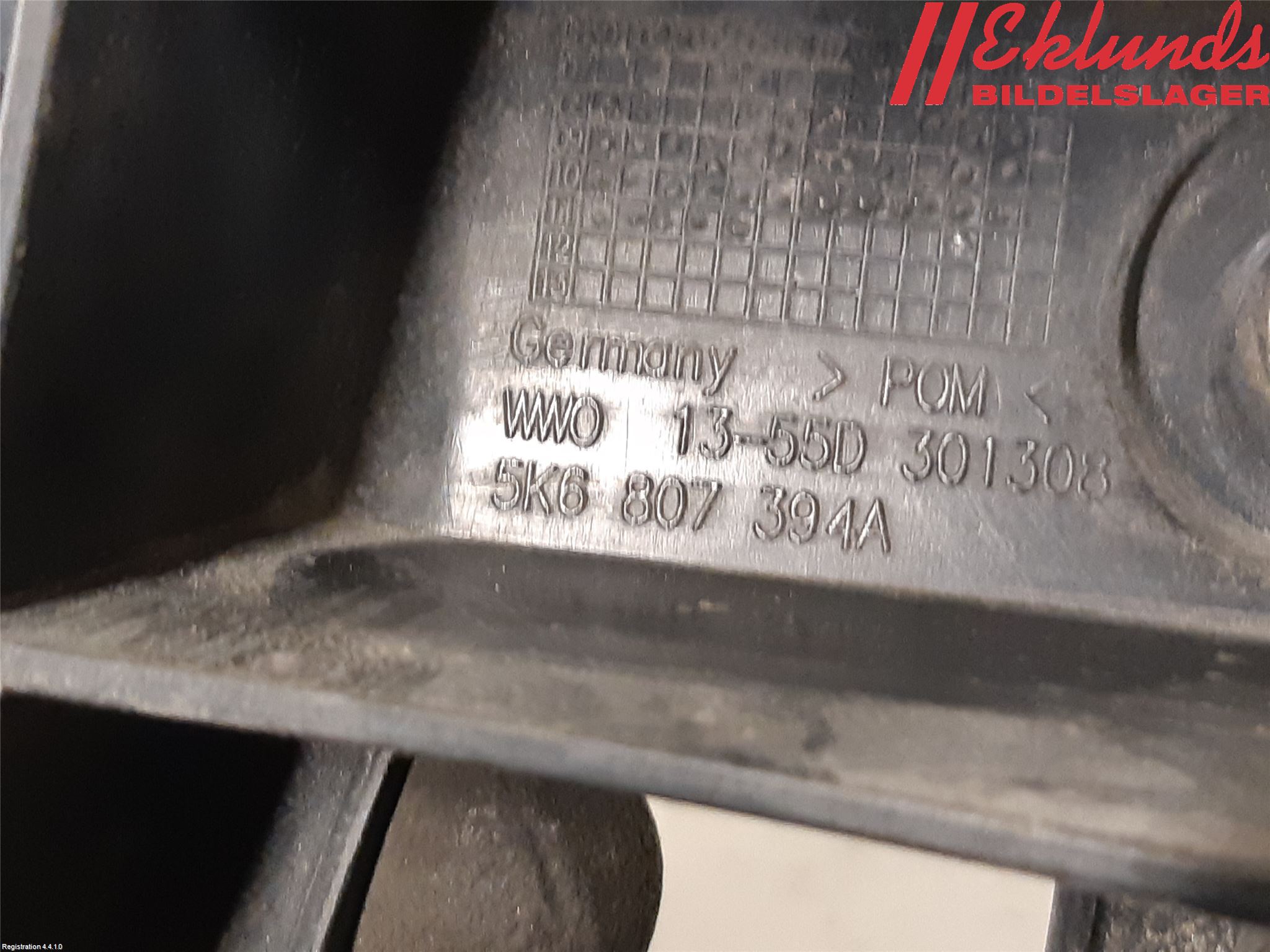 Volkswagen VW GOLF VI 09-13 Stötfångarfäste Bak Hö