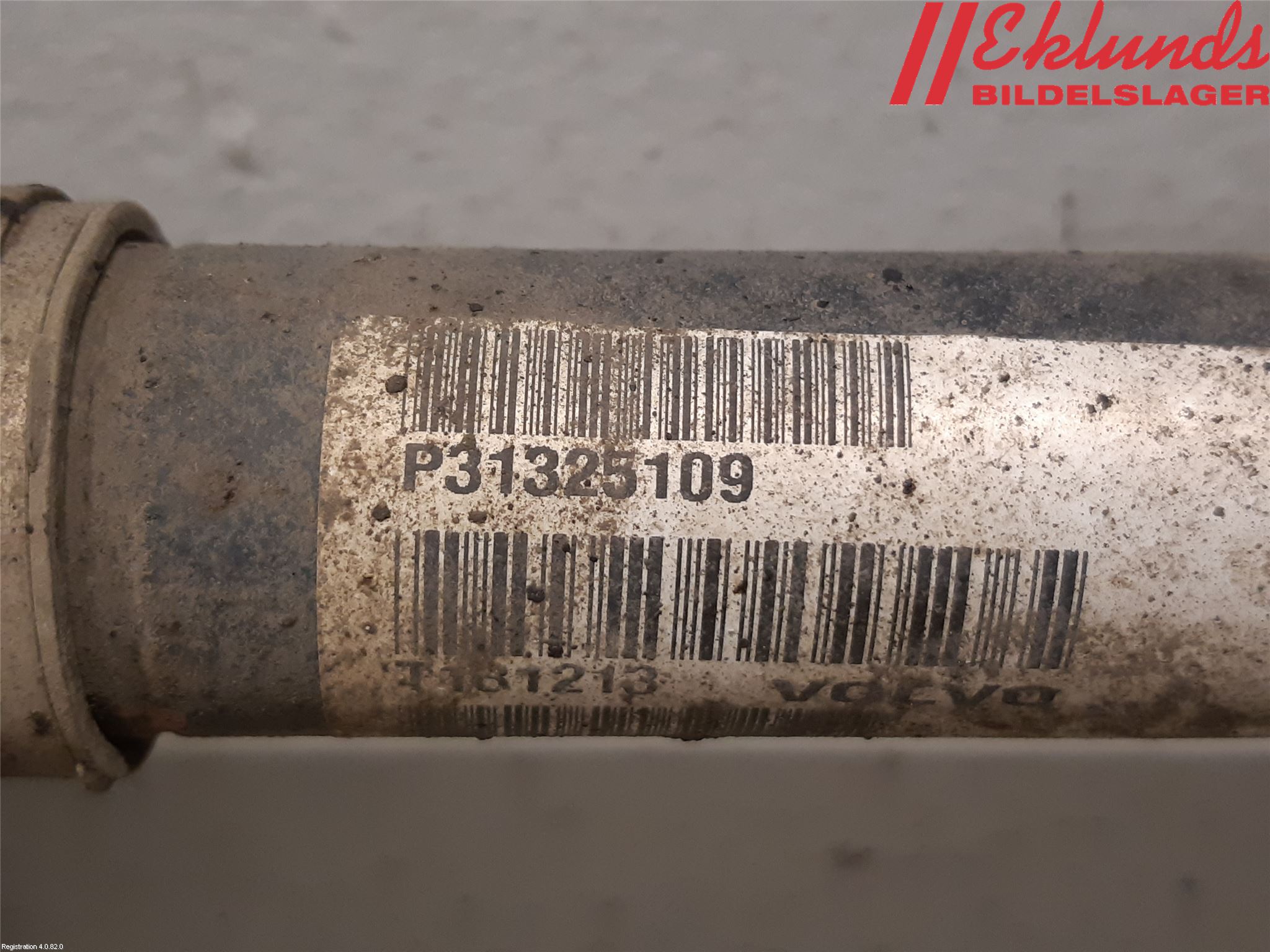 Volvo V60 14-18 Drivaxel Fram Höger