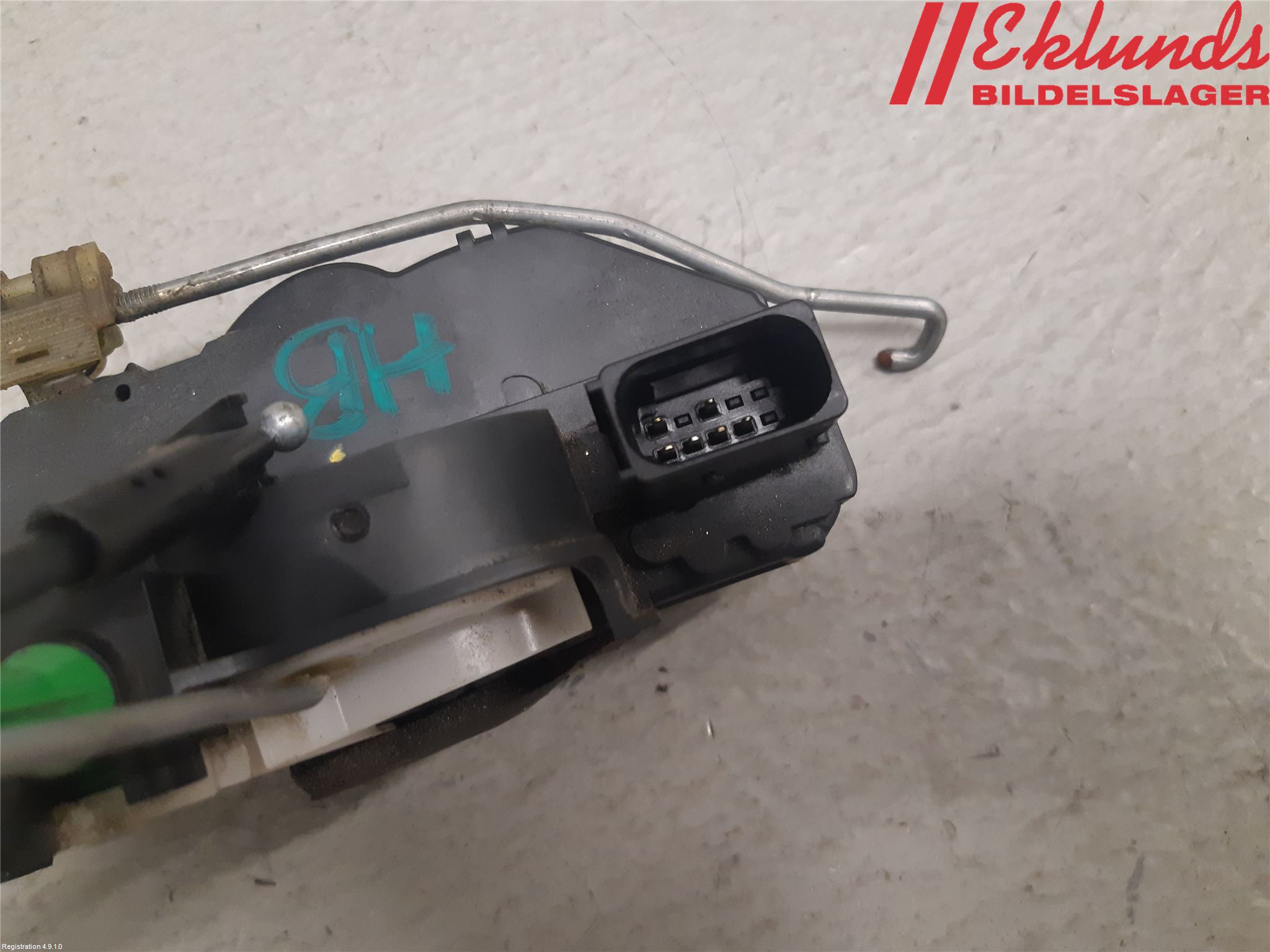 Opel ASTRA J 10-15 Låskista-Dörrlås