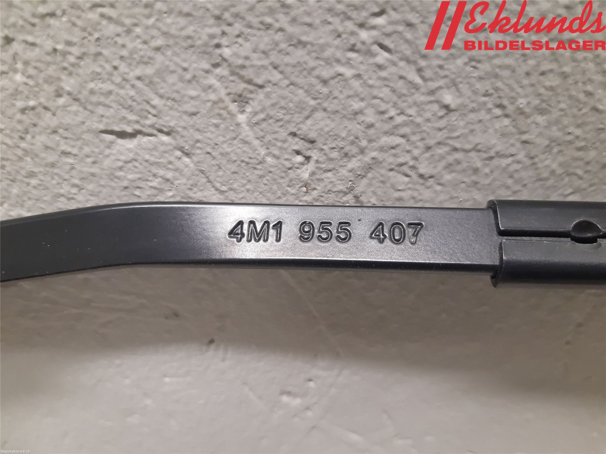 Audi Q7/SQ7 Torkararm Armar Vindruta