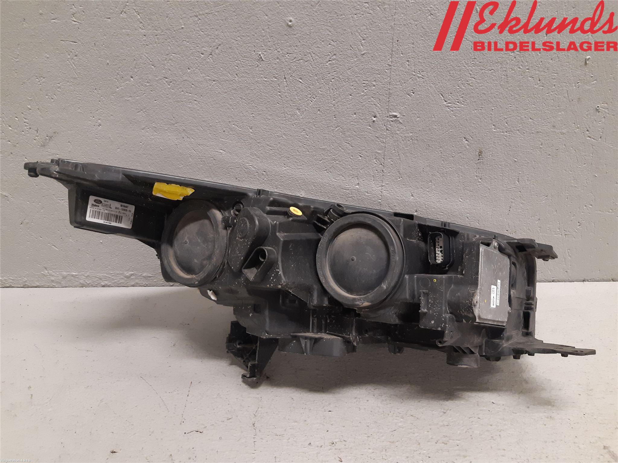 Ford KUGA 17-19 Strålkastare Vänster