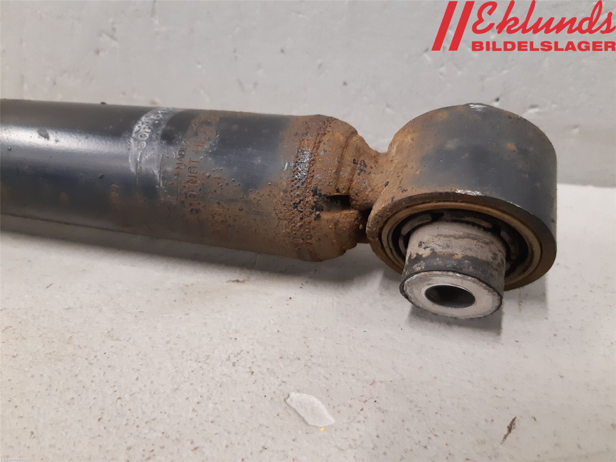 Volkswagen VW TIGUAN 16-24 Stötdämpare Bak
