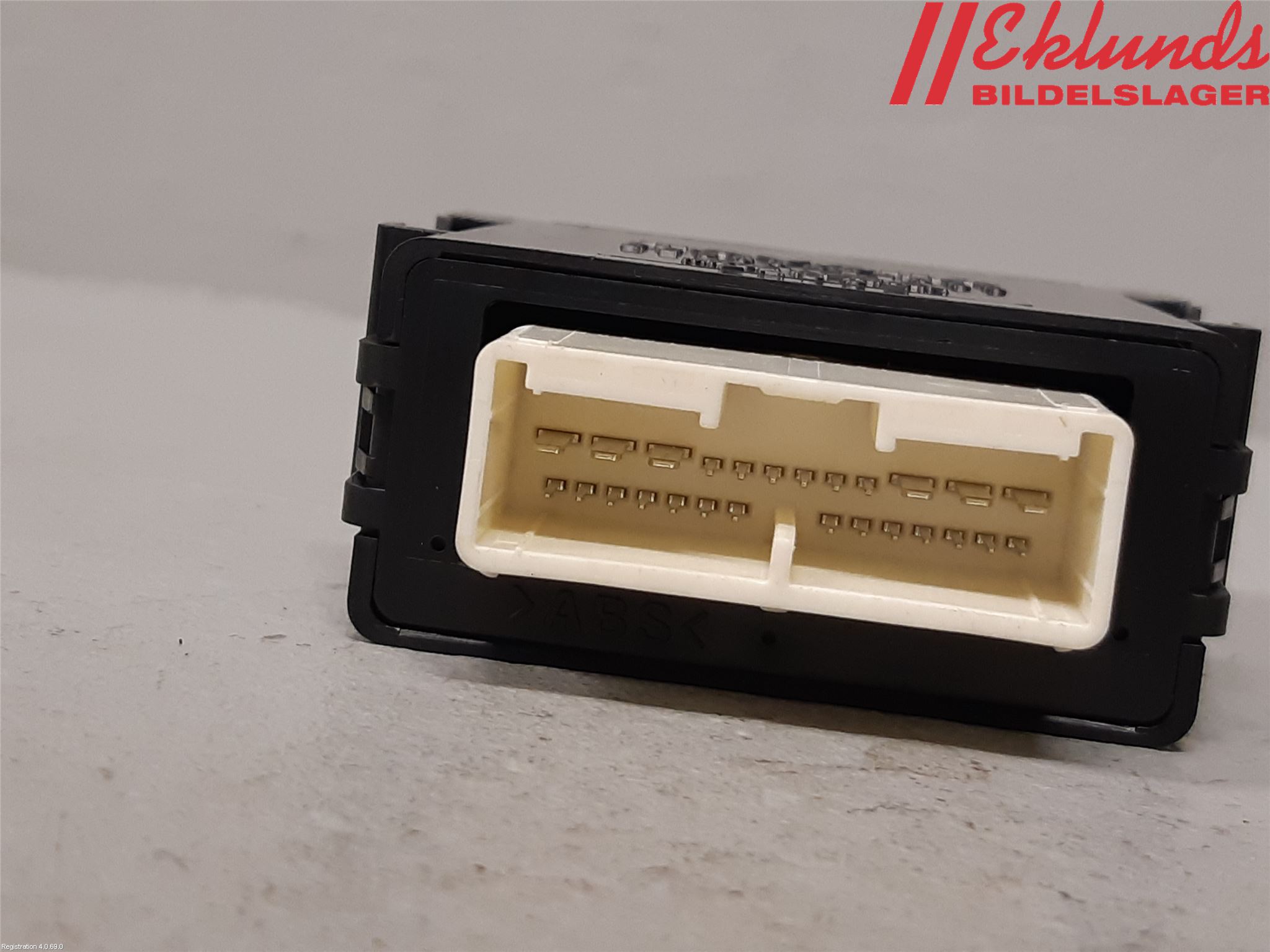 Toyota YARIS XP130 15-20 Relä Torkarmotor