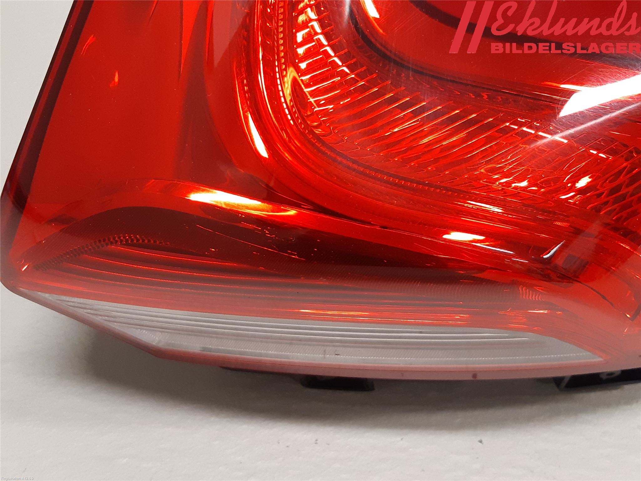 Volvo V40 12-19 Bakljus Höger