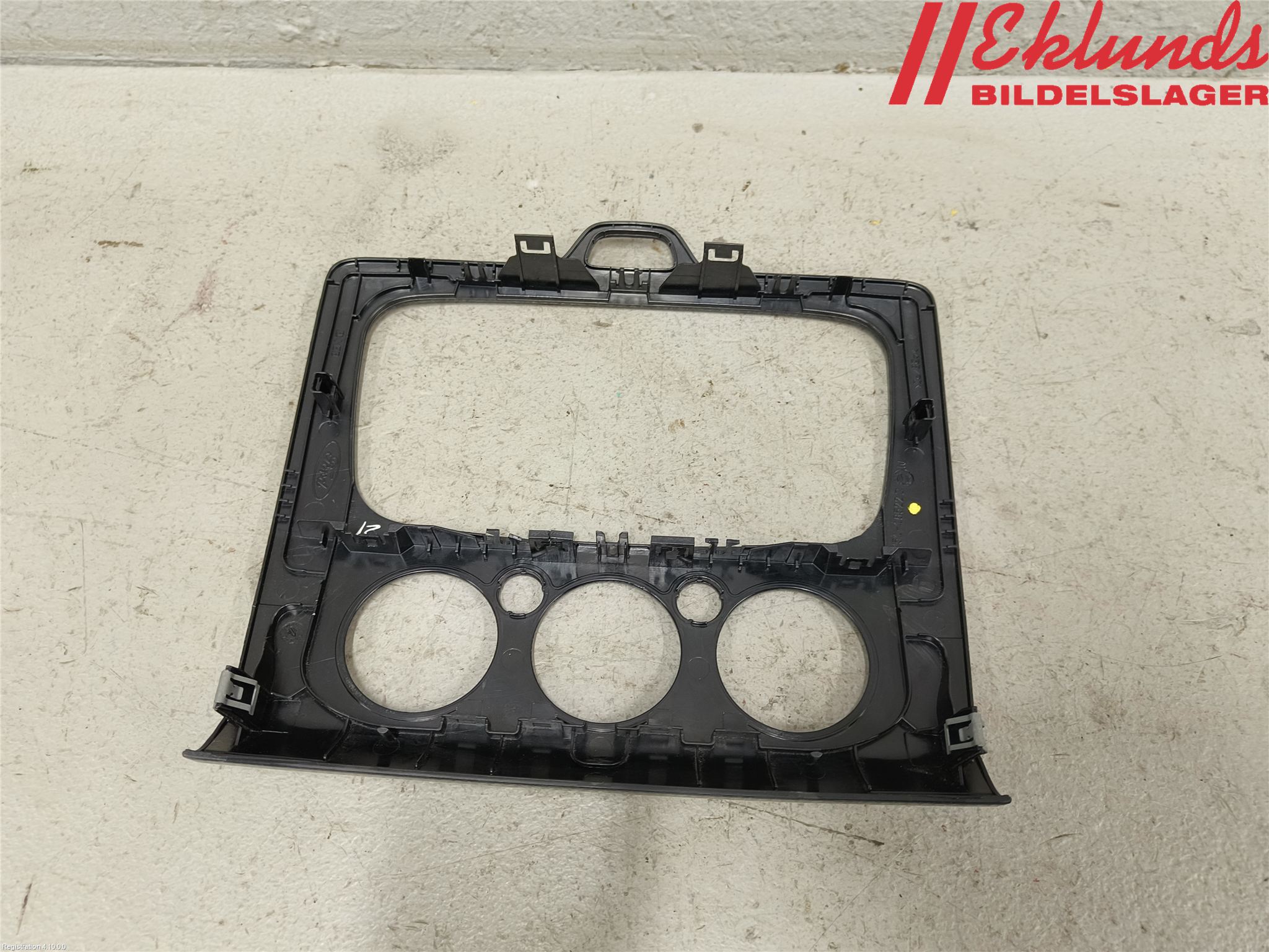 Ford FOCUS 08-11 Instrument-Radio Sarg
