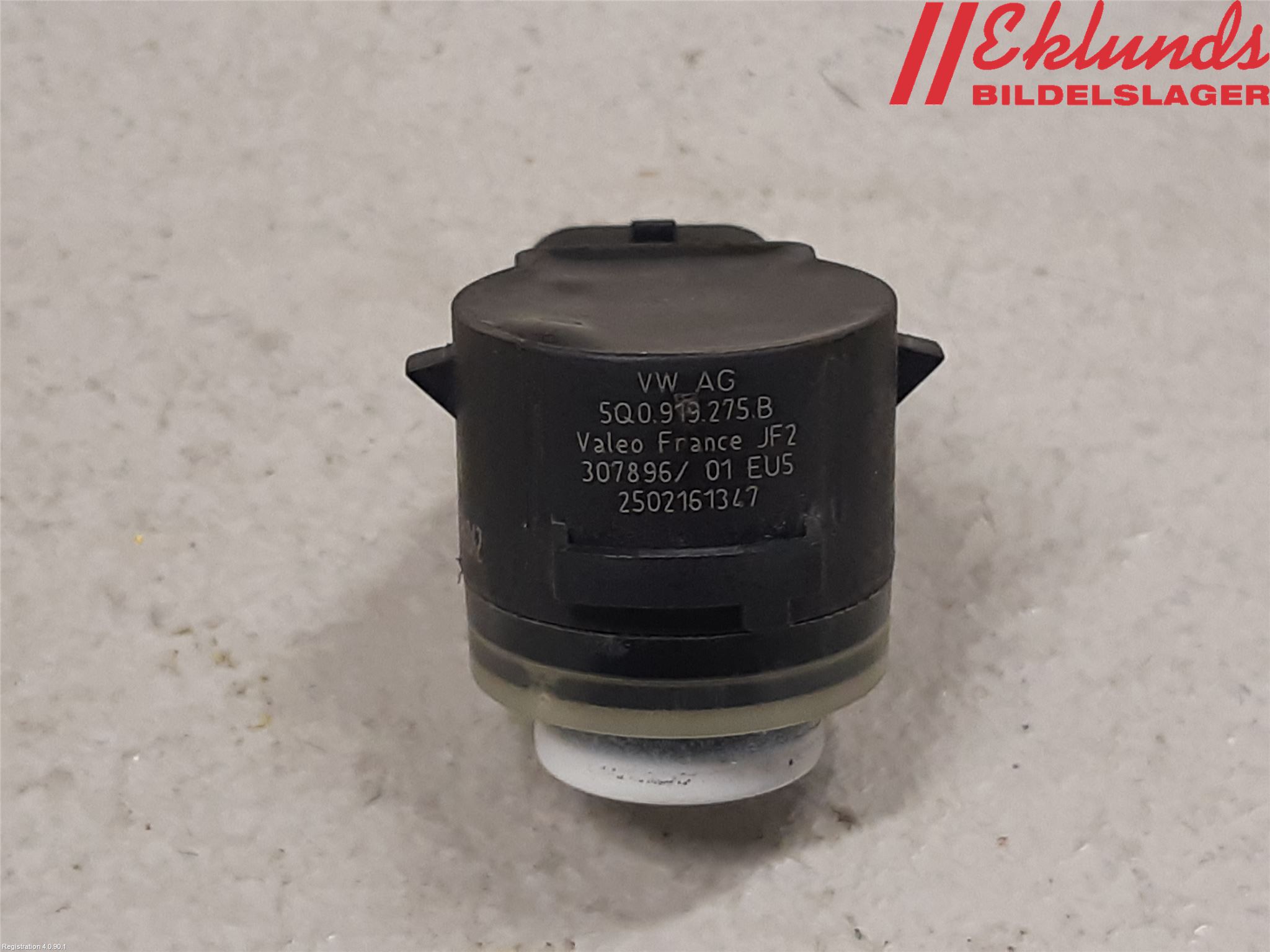 Volkswagen VW PASSAT 15-19 Parkeringshjälp Frontsensor