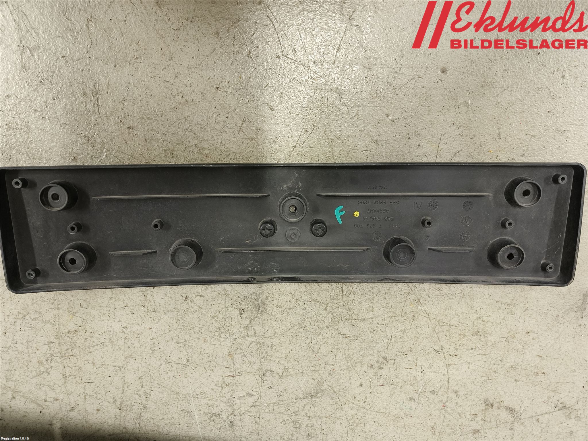 BMW 3 F30/F31/F80 12-19 Skylthållare