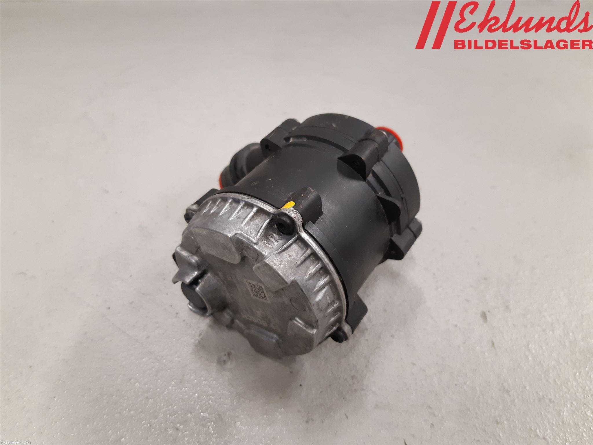 BMW 5 G30/G31/F90 17-23 Vattenpump