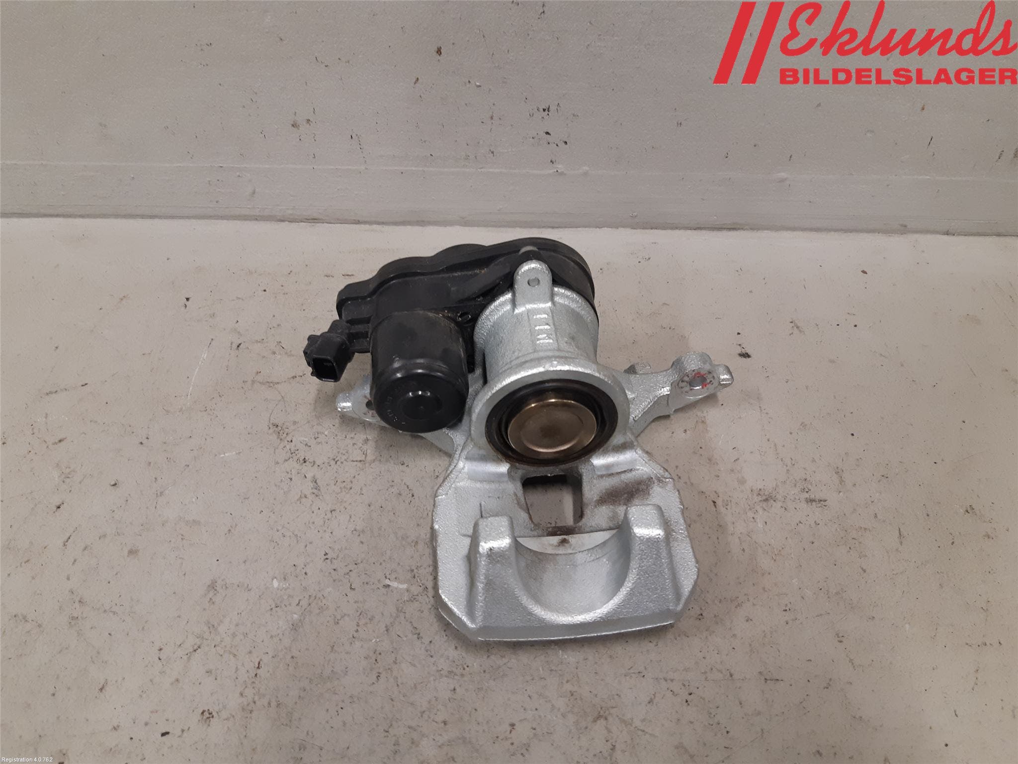 Lexus UX/300e 19- Bromsok Bak Höger