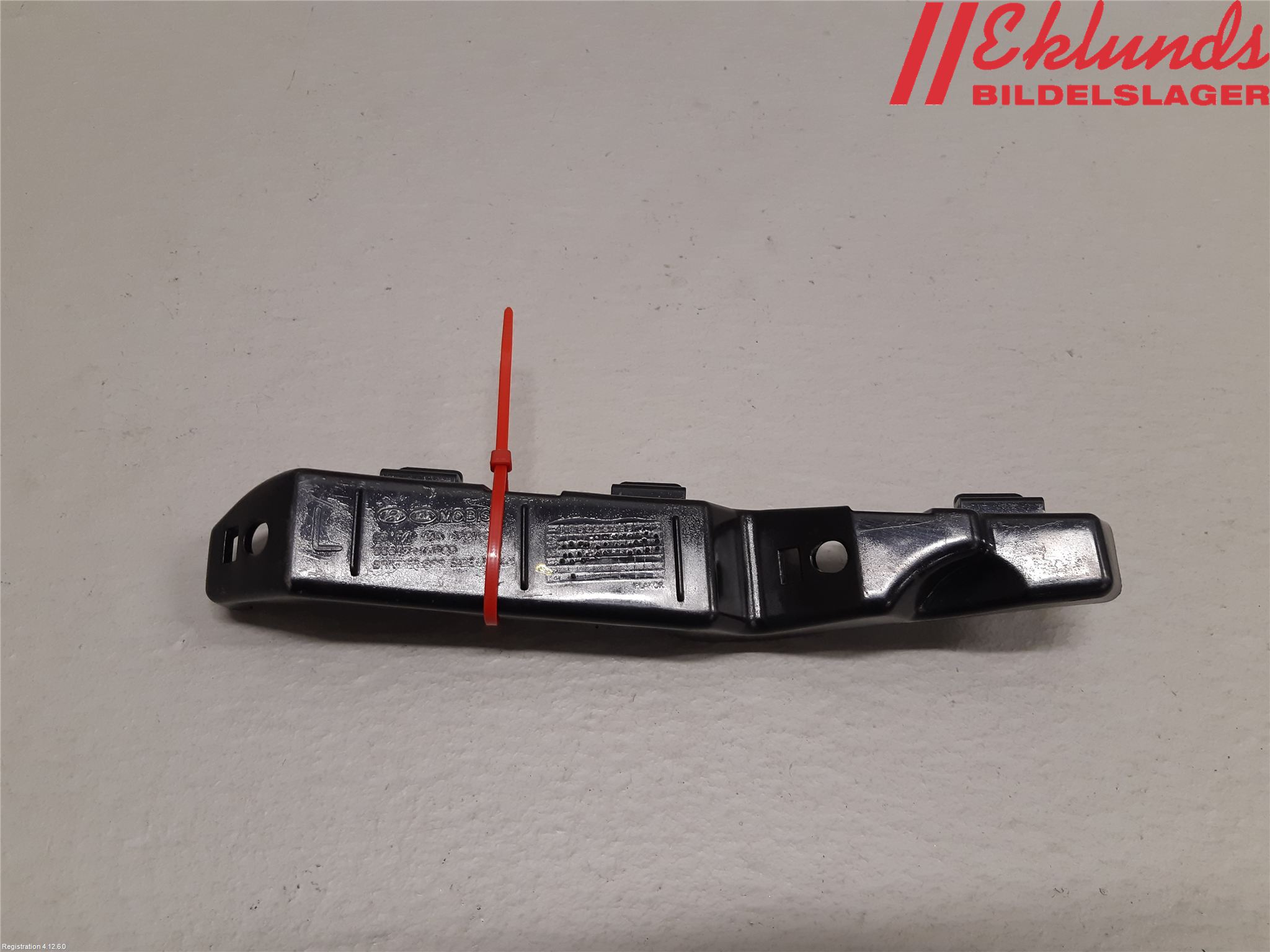 Kia CEED 06-12 Stötfångarfäste Fram Vä