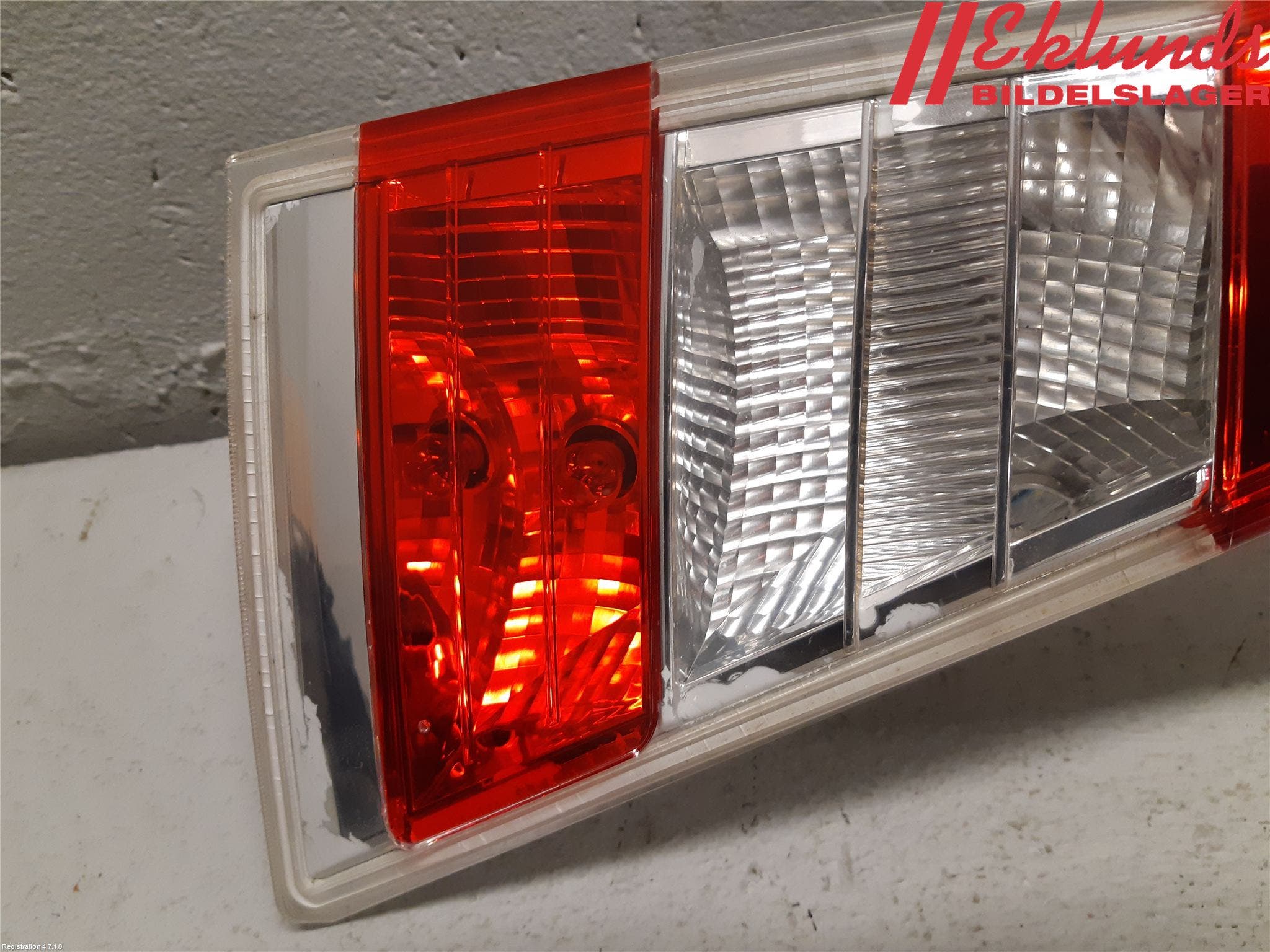 Volvo V70 14-16 Bakljus Lucka Vä