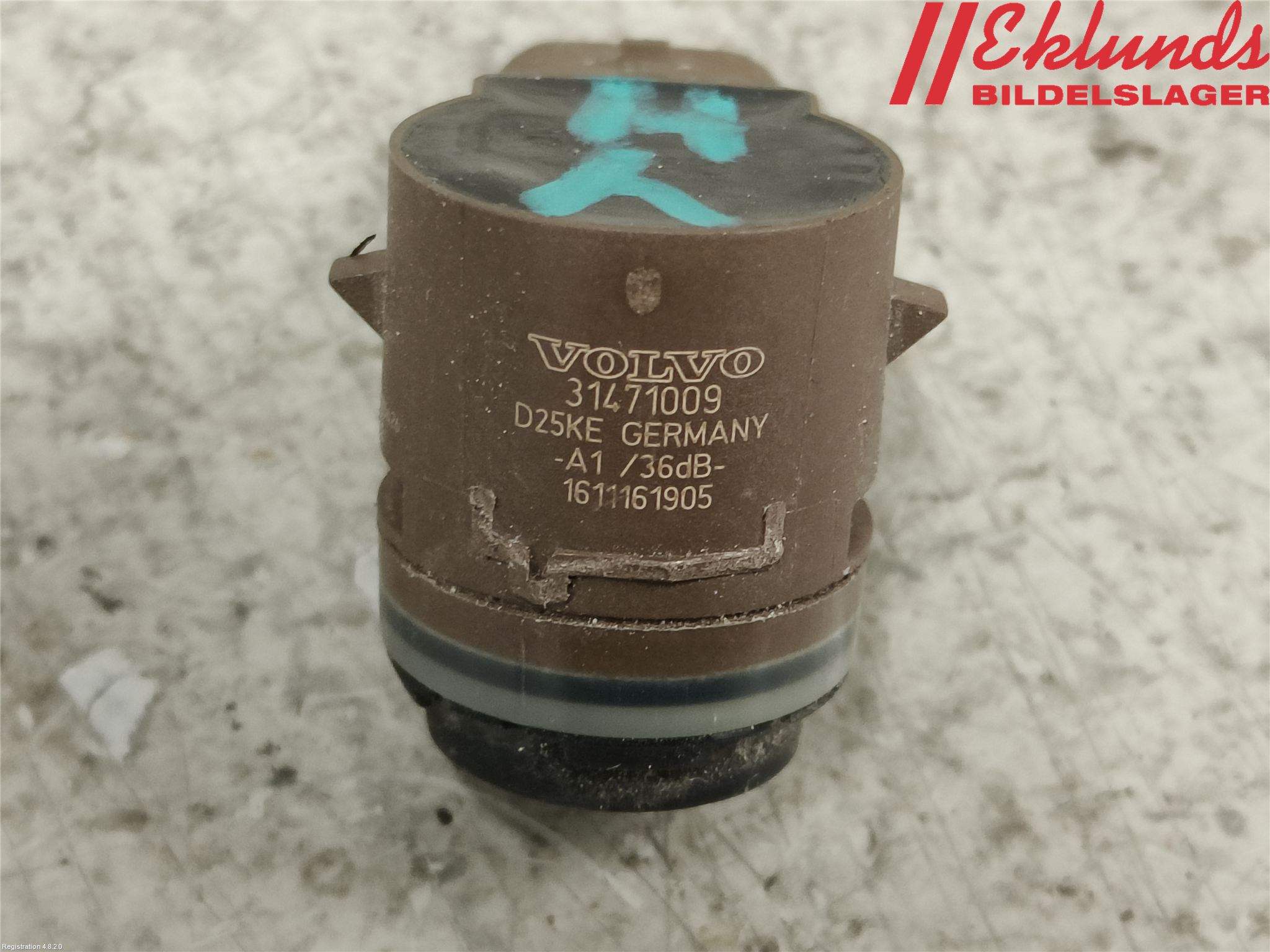 Volvo XC90/RECHARGE 16- Parkeringshjälp Frontsensor