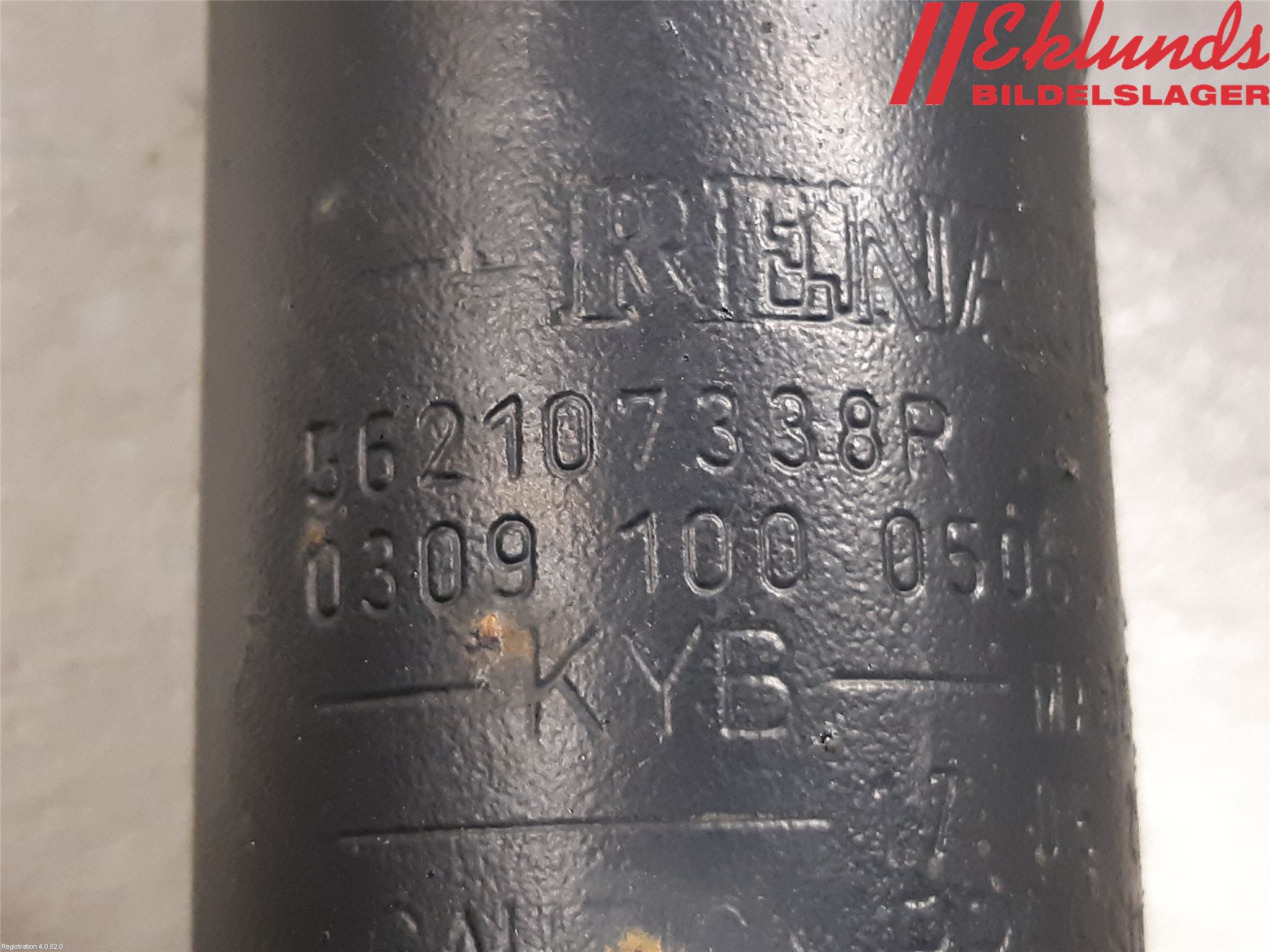 Renault CAPTUR 13-19 Stötdämpare Bak