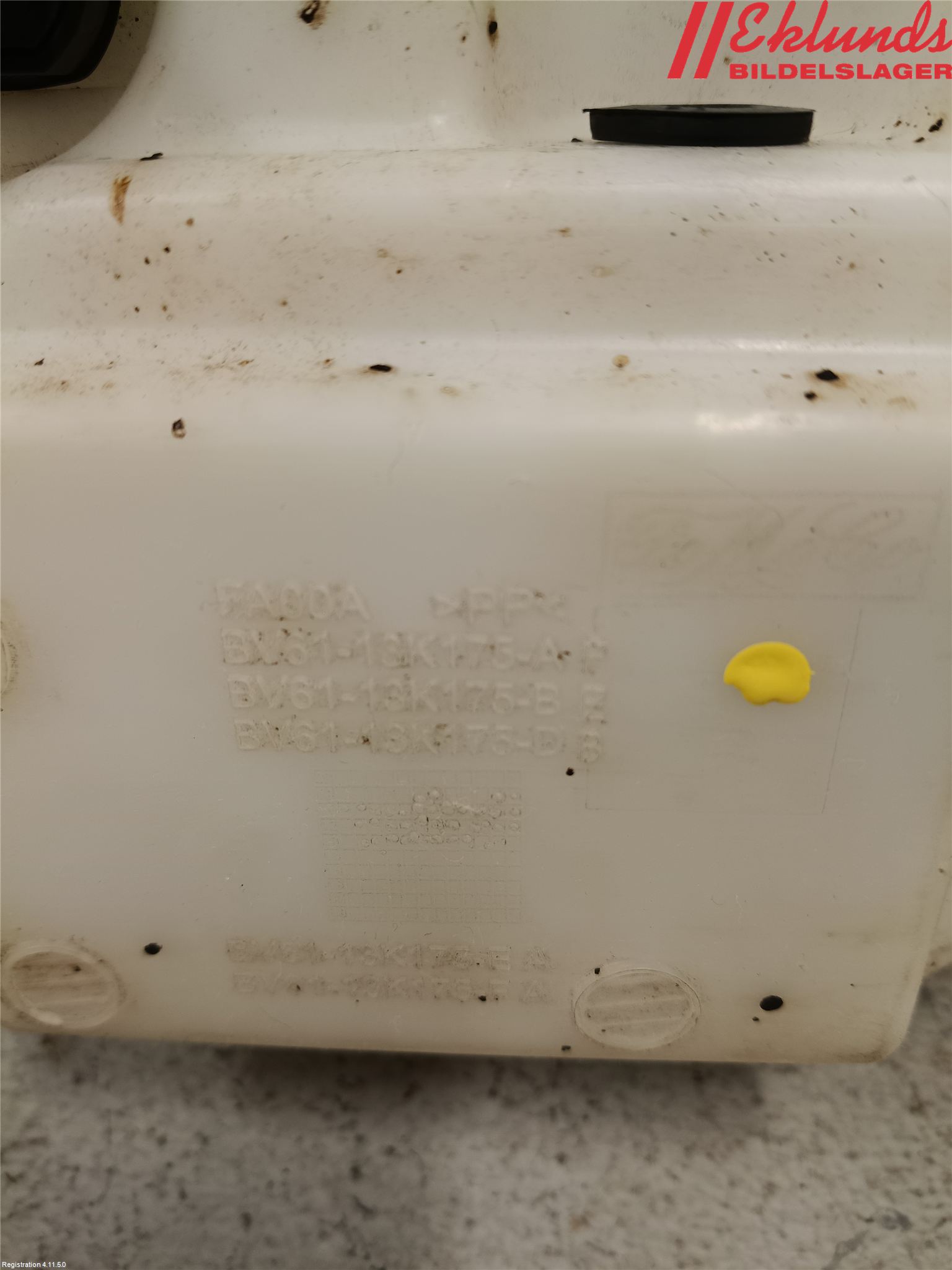 Ford FOCUS 11-14 Spolartank Vindruta