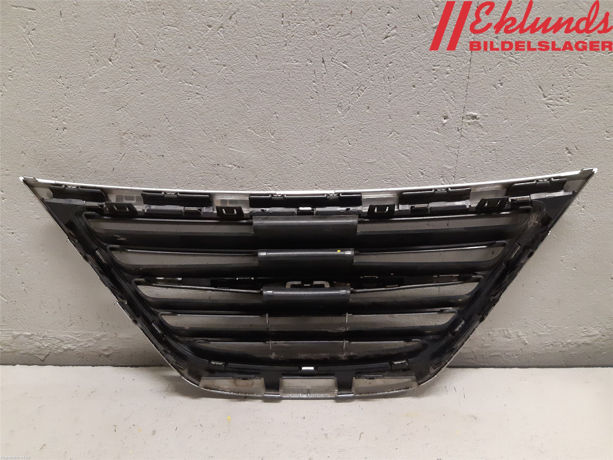 Saab 9-3 VER2/VER3 08-15 Grilldel Mitt