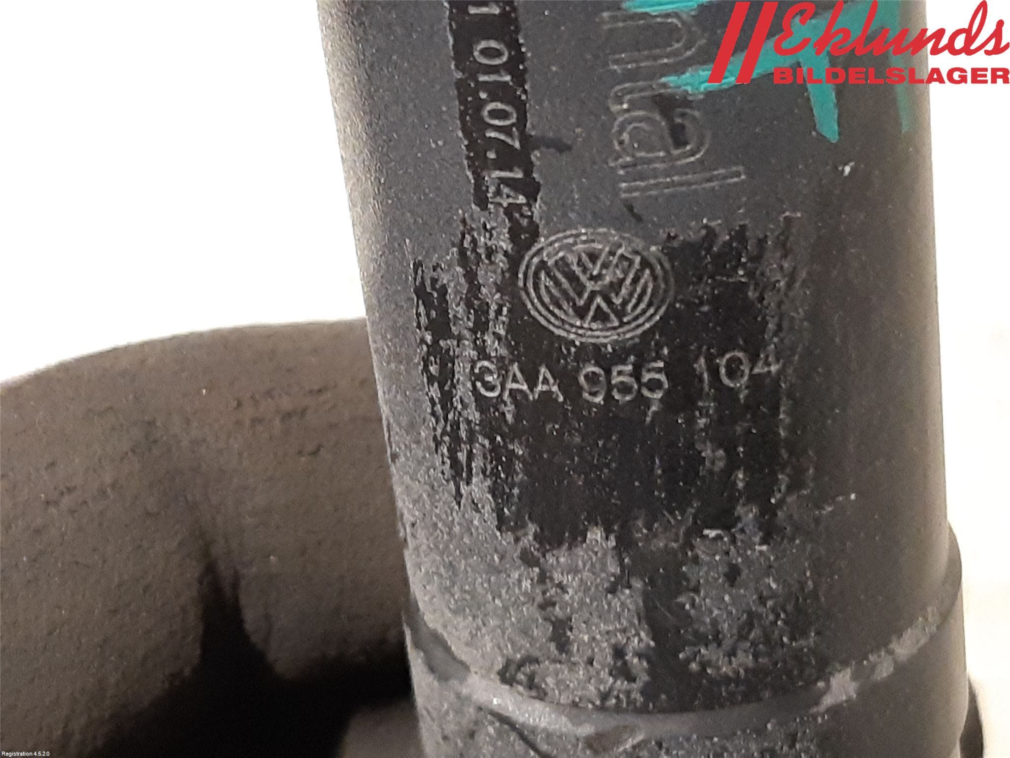 Volkswagen VW PASSAT 11-14 Spolarmunstycke Strålkastare