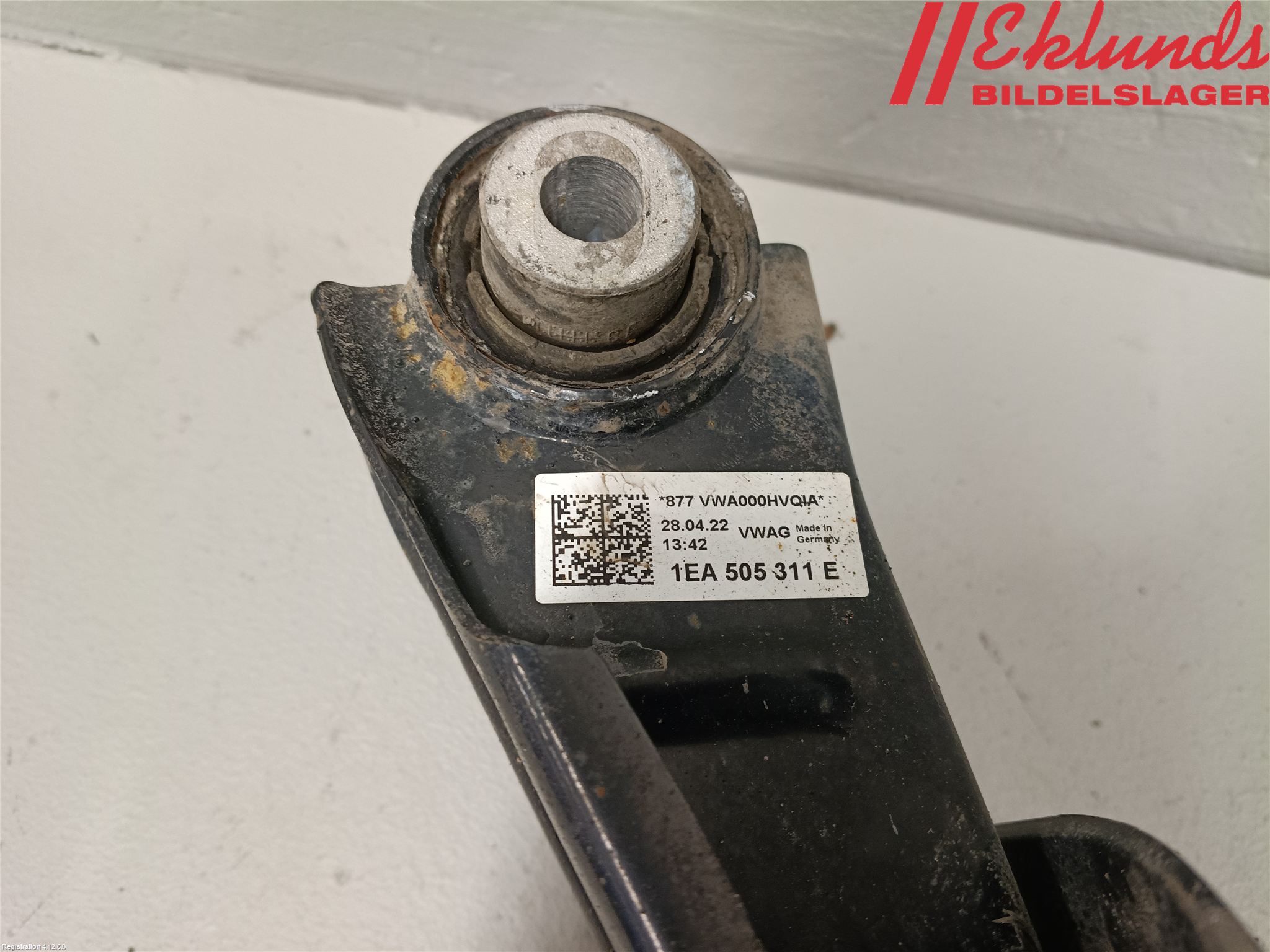 Volkswagen VW ID.4 21- Bärarm Bak Vänster