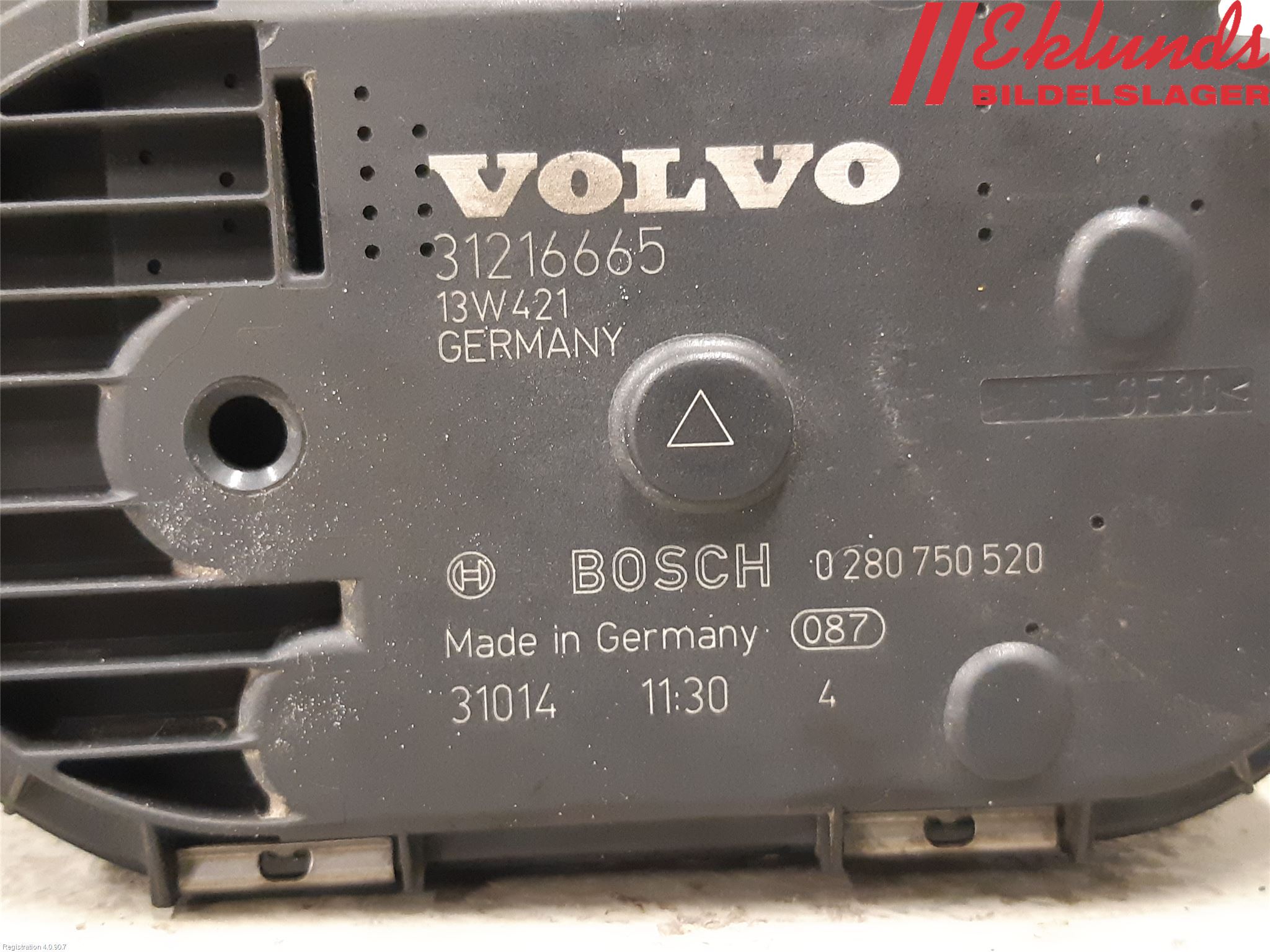 Volvo XC60 14-17 Injspjällhus